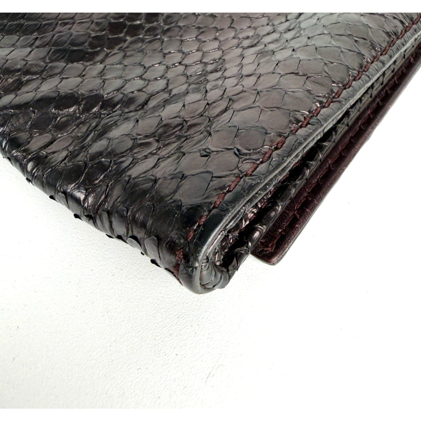 Gucci Soft Stirrup Clutch Bag in Dark Purple Python Leather K-3