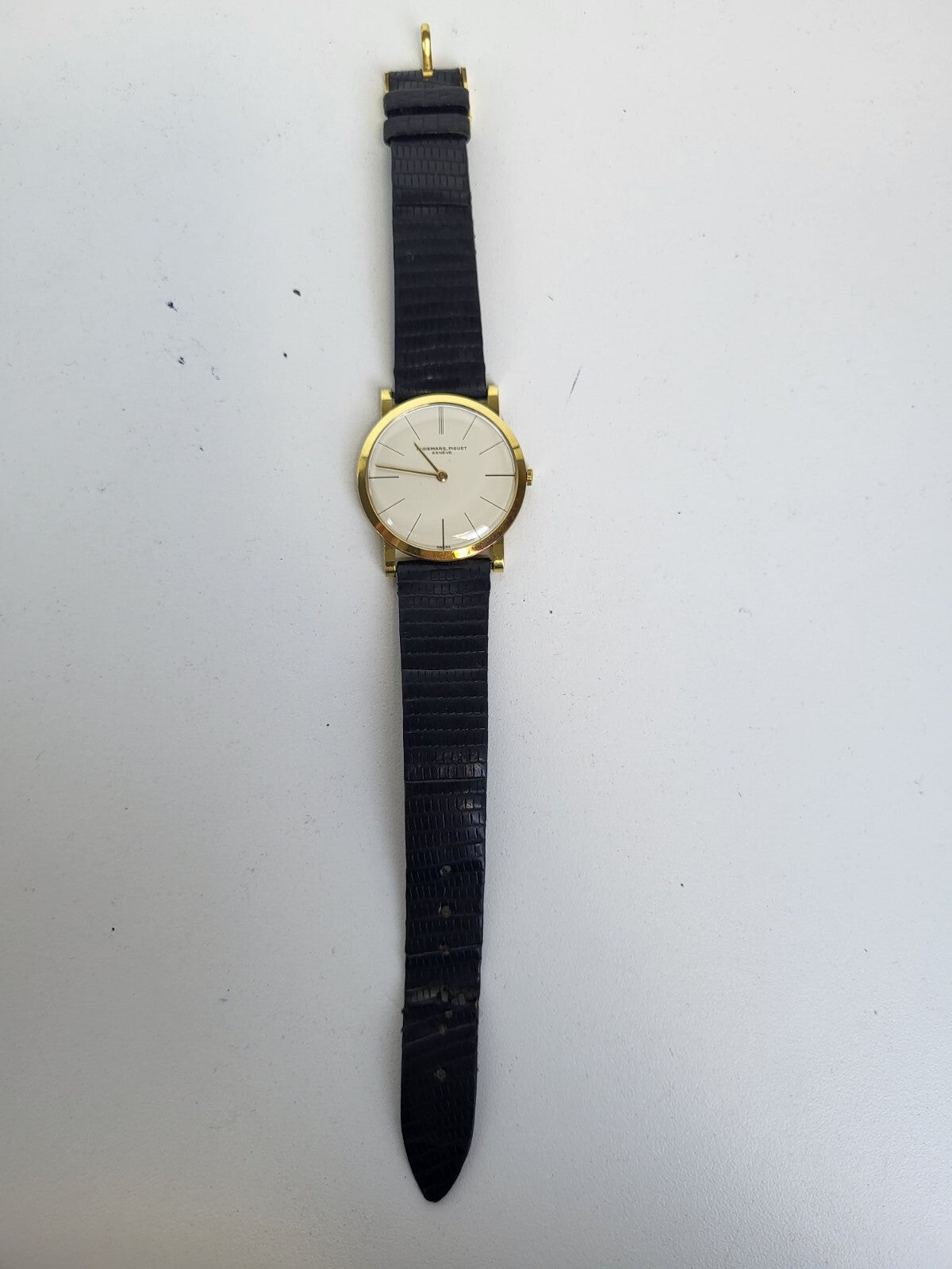 Audemars Piguet Watch Ultra Thin - 18K Yellow Gold - Manual Wind Movement  