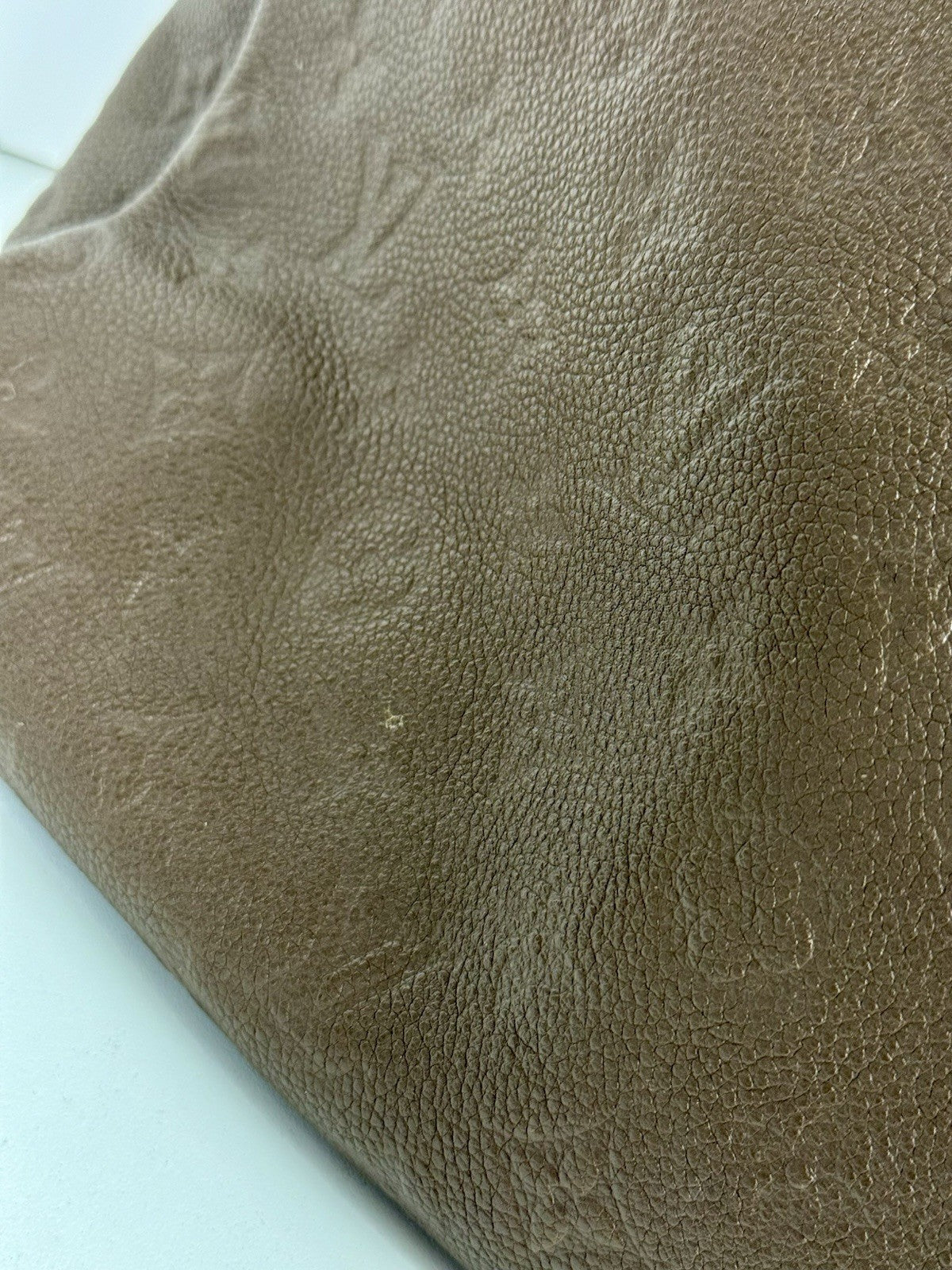 Louis Vuitton Artsy Shoulder MM Brown Leather Shoulder Bag