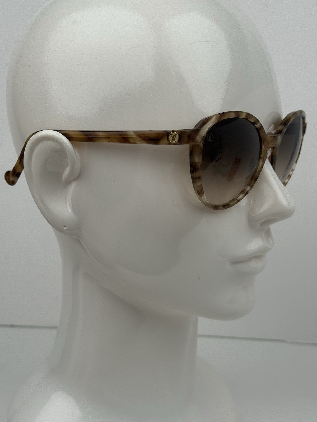 Louis Vuitton Sunglasses Z0807W Brown For Women 54/19