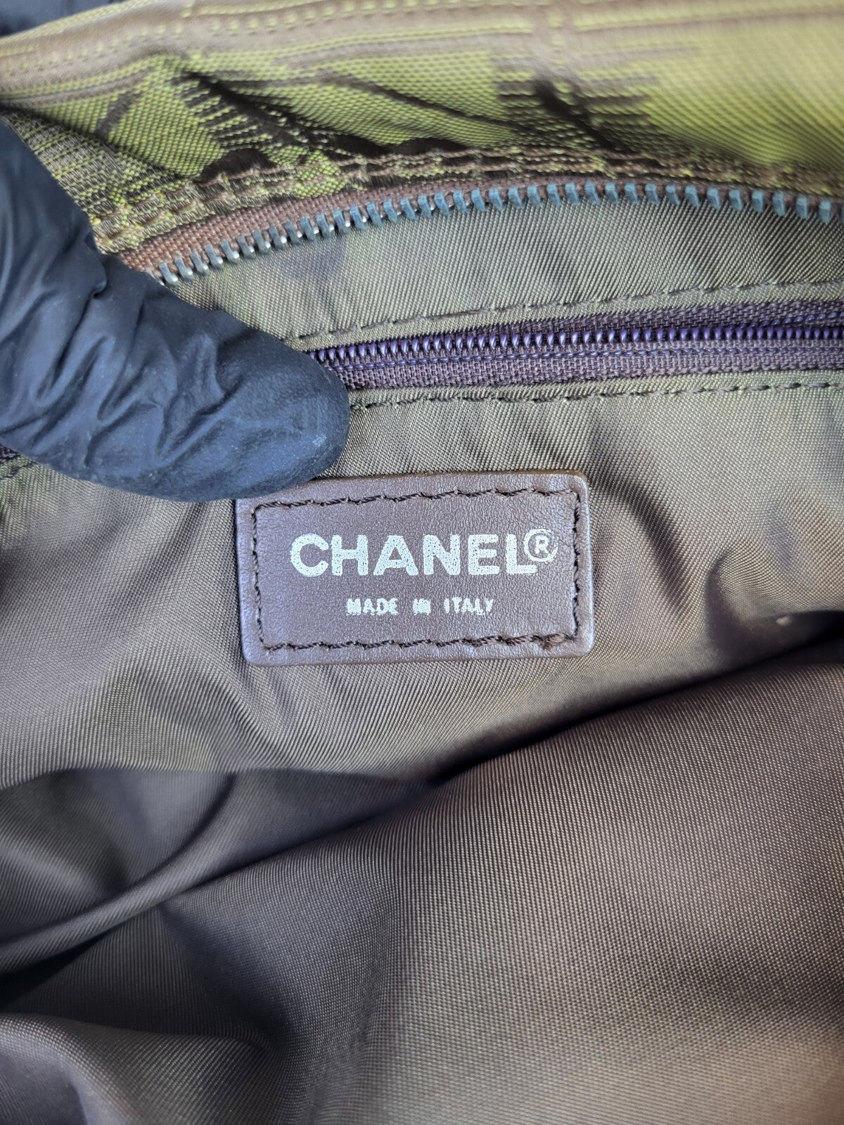 Chanel Vintage Cosmetic Travel Bag Green