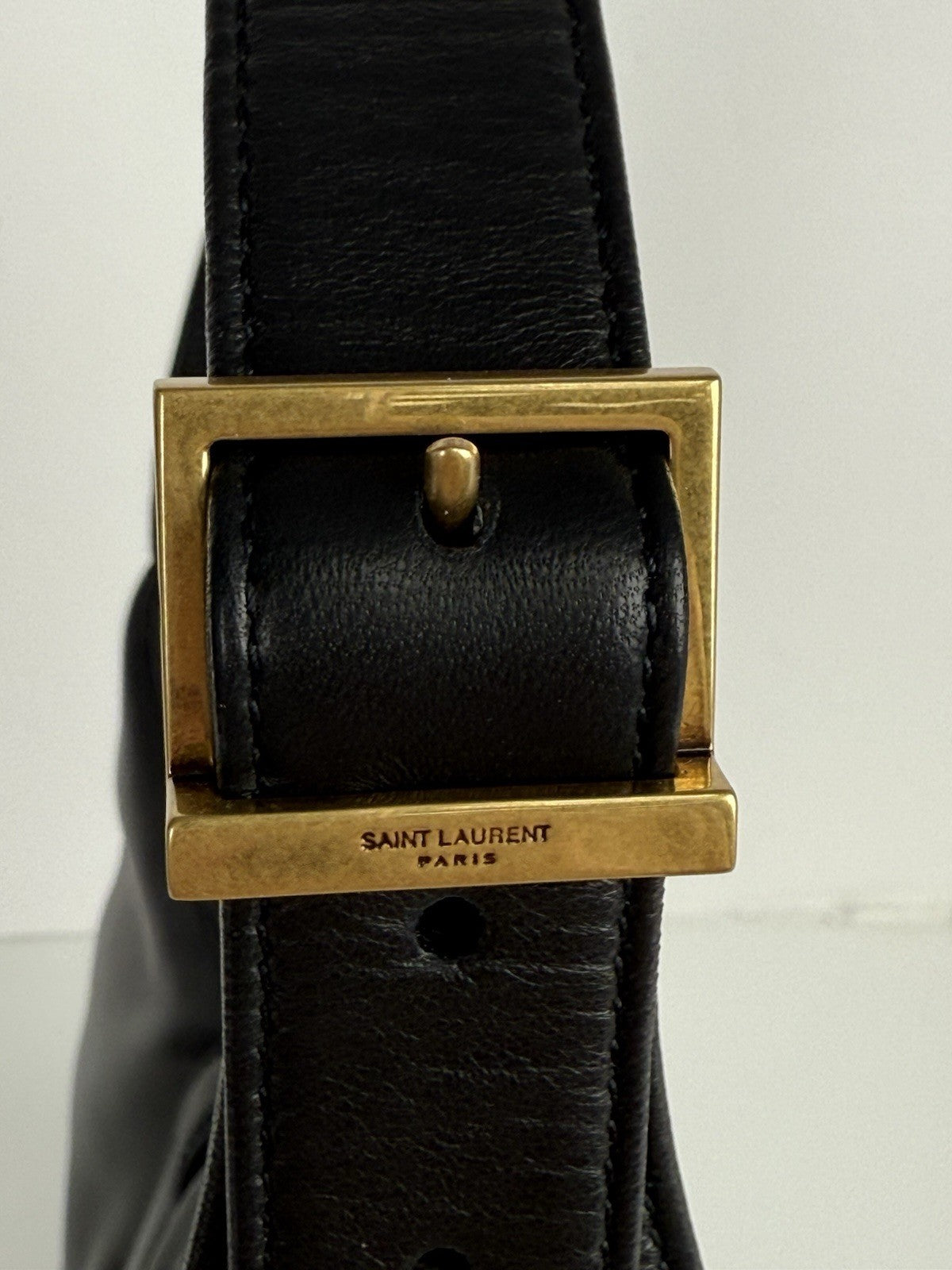 Saint Laurent Black Smooth Calfskin Le 5 a 7 Hobo