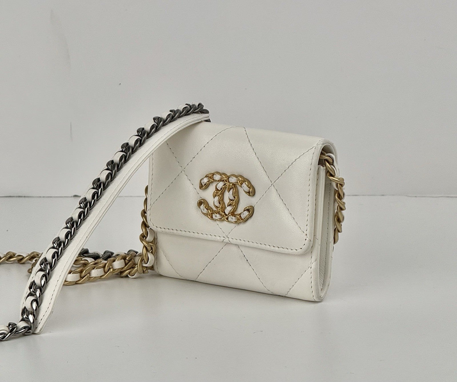 Chanel Lambskin Quilted Chanel 19 Flap Coin Purse With Chain White