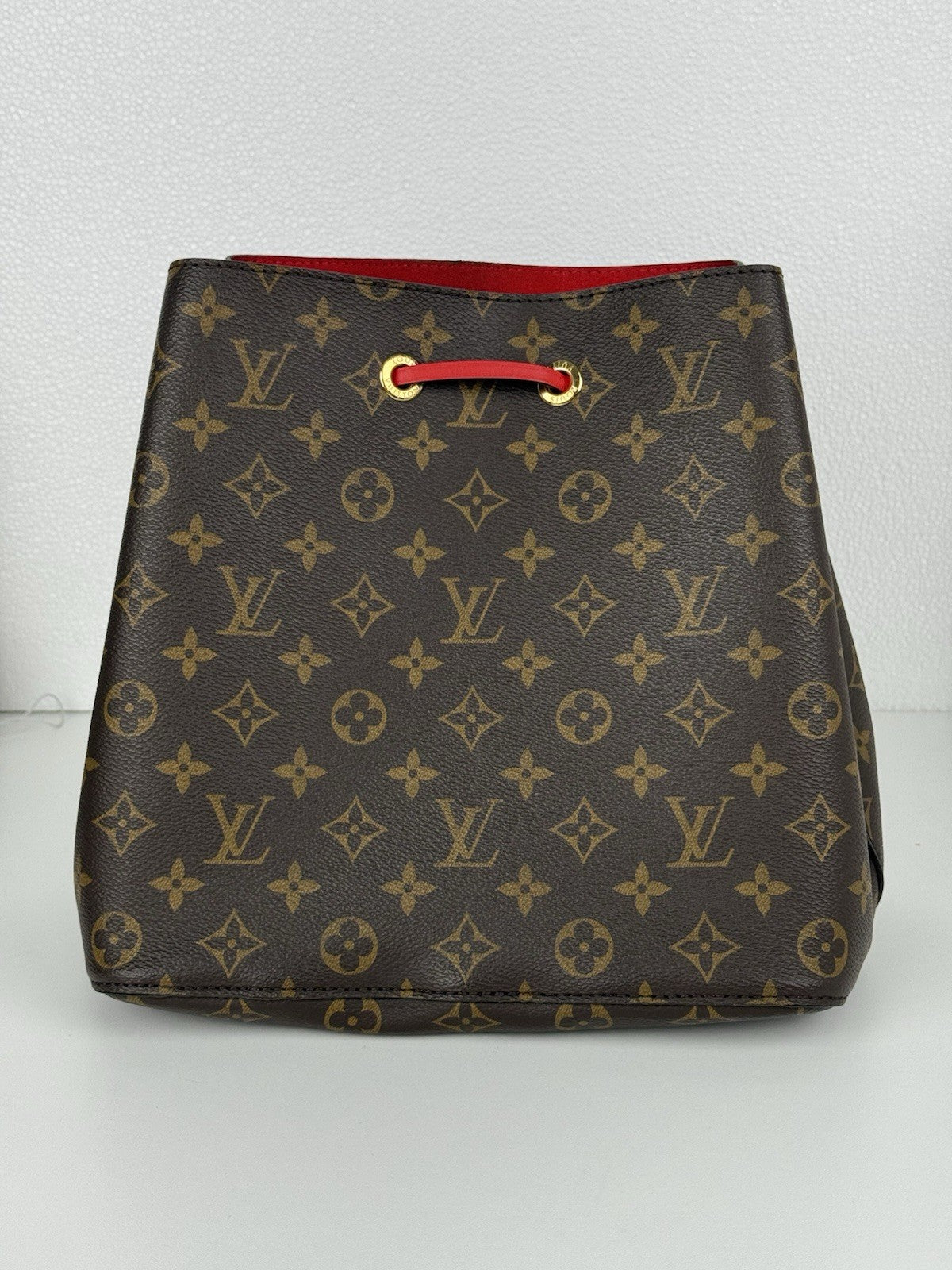 Louis Vuitton NeoNoe Handbag Monogram Canvas MM Women’s Shoulder Bag