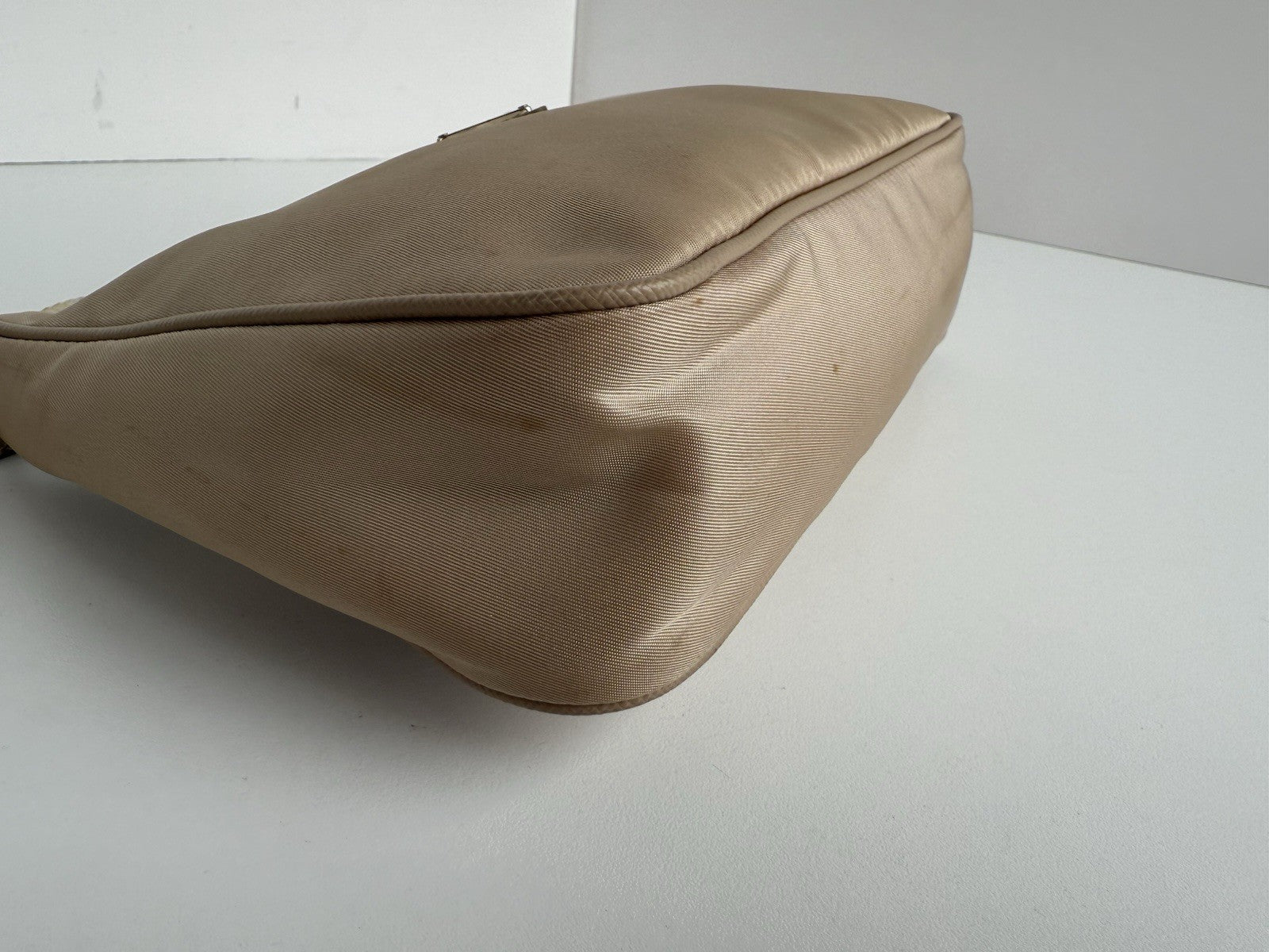Prada Women's Re-Edition 2005 Nylon Bag in Sandy Brown