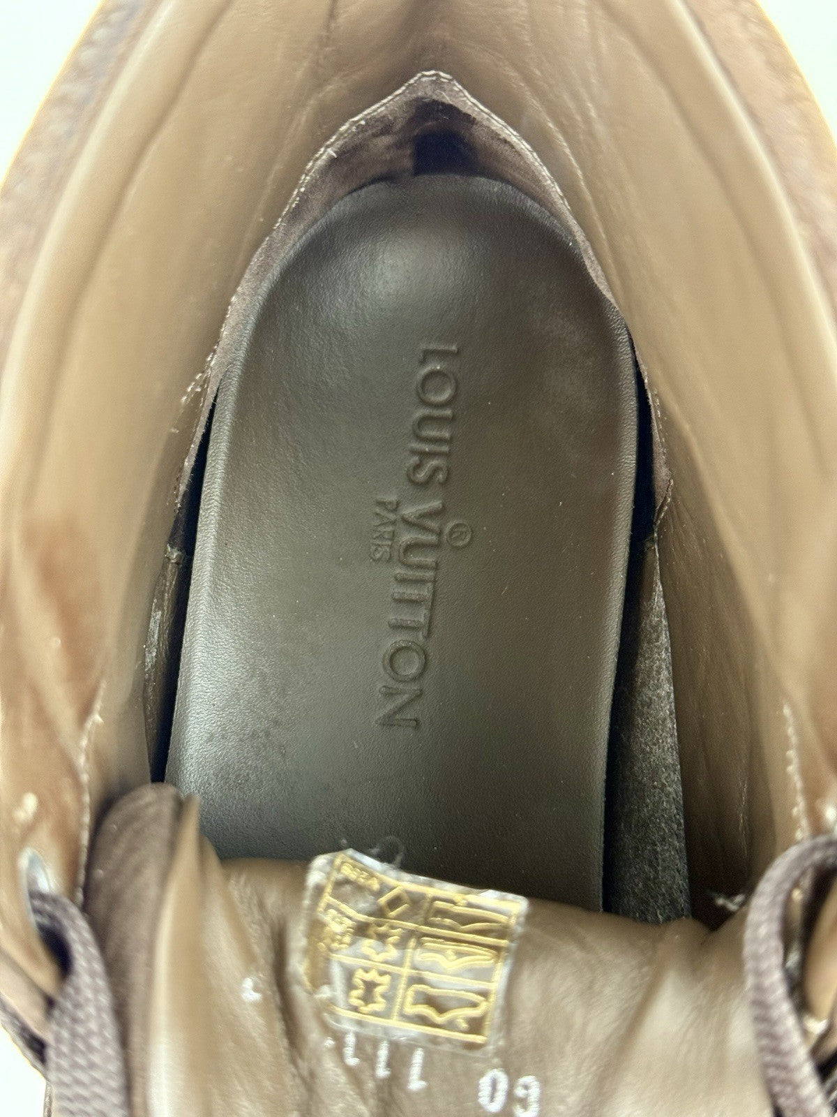 Louis Vuitton Brown Nubuck And Leather Embroidered Accent Men Sneakers LV Size 8