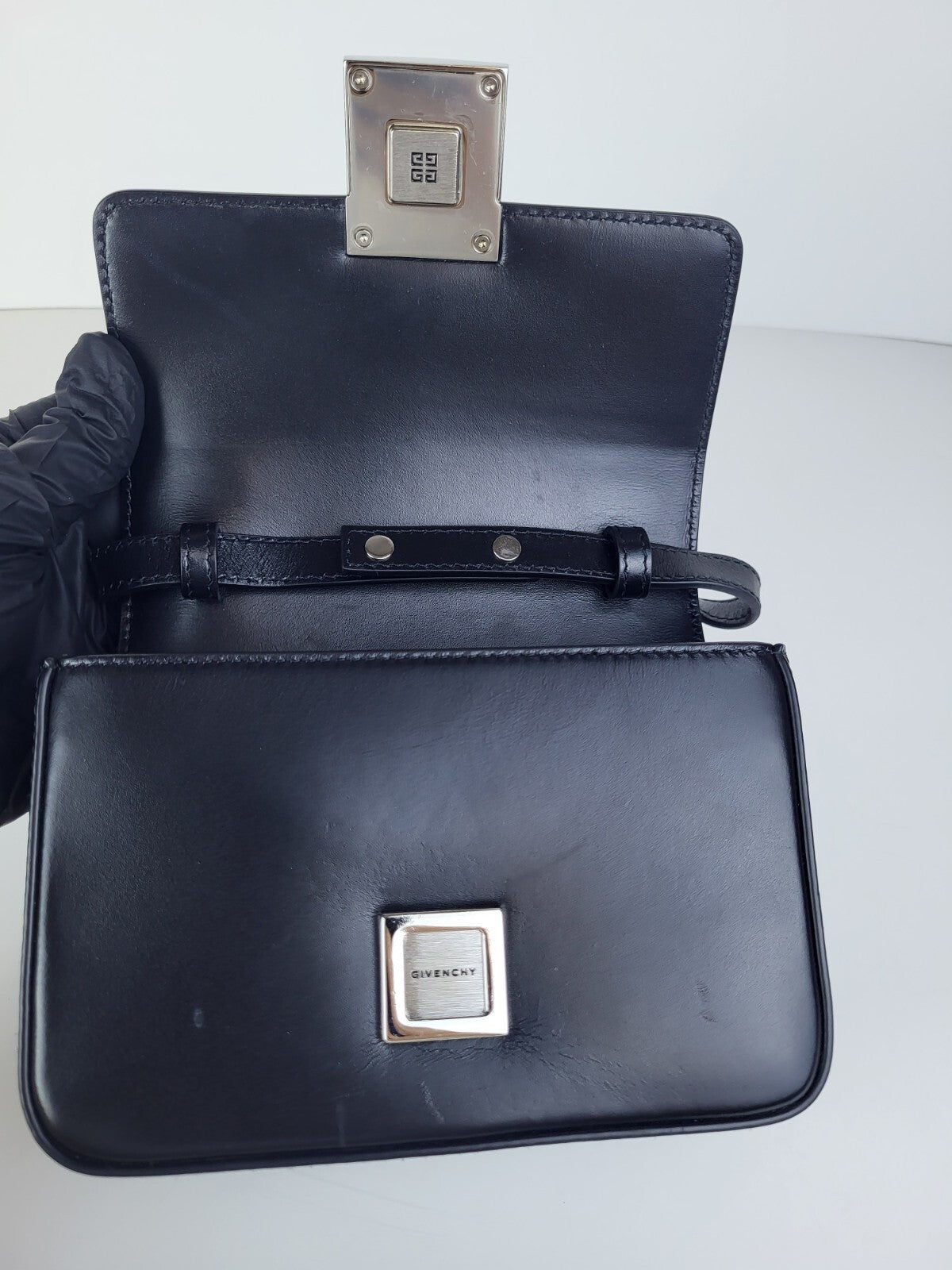 Givenchy Box Calfskin Small 4G Shoulder Bag Black