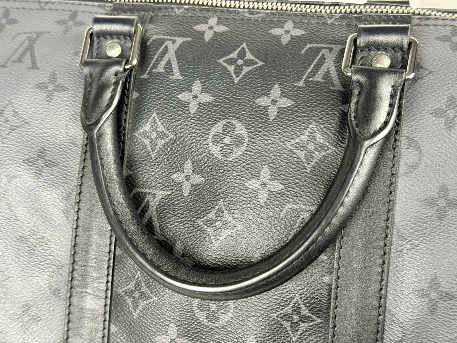 Louis Vuitton Duffle Bag M Monogram Eclipse Keepall Canvas Black/Gray Size 50
