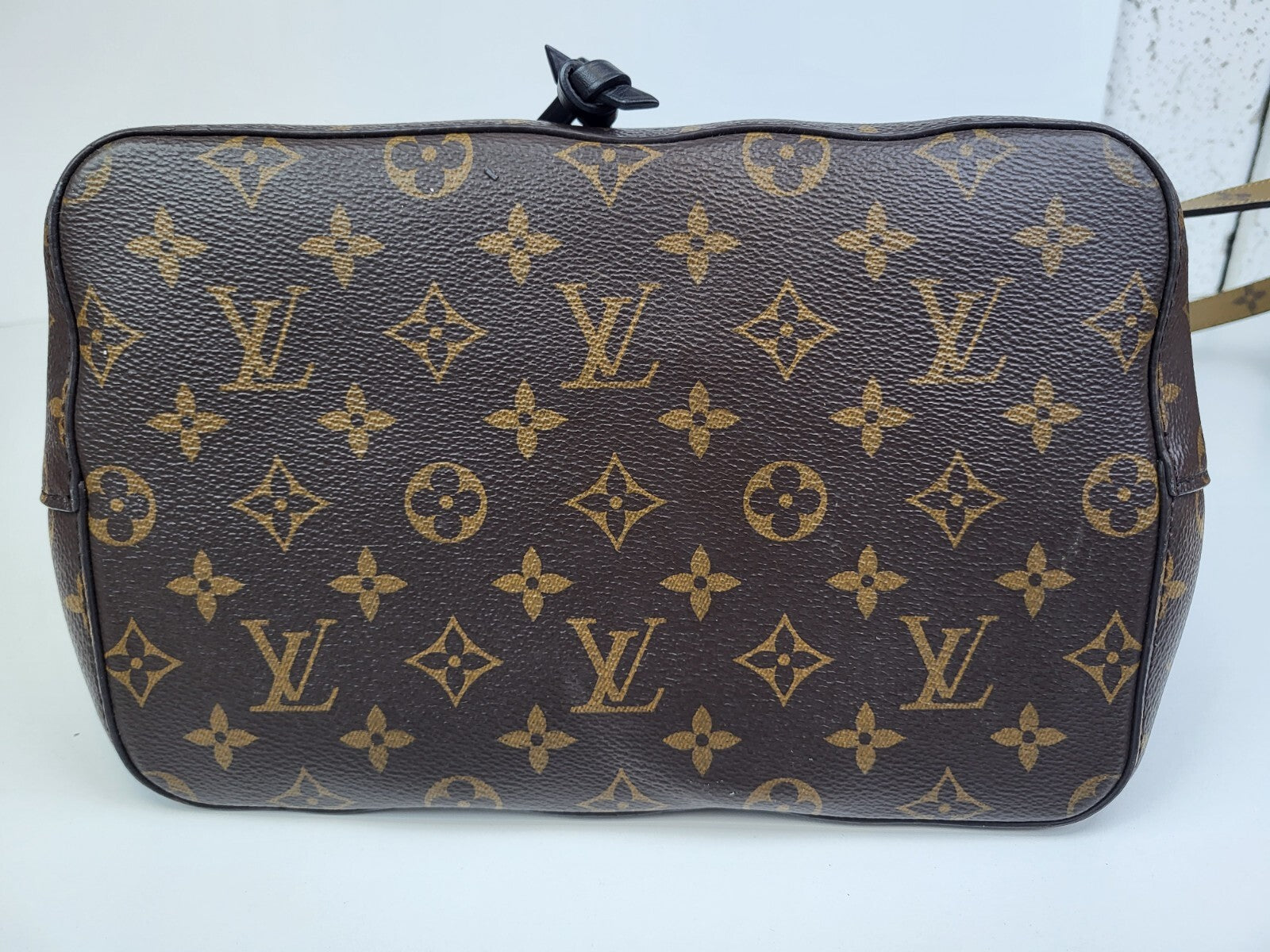 Louis Vuitton NeoNoe Shoulder Bag Brown Canvas