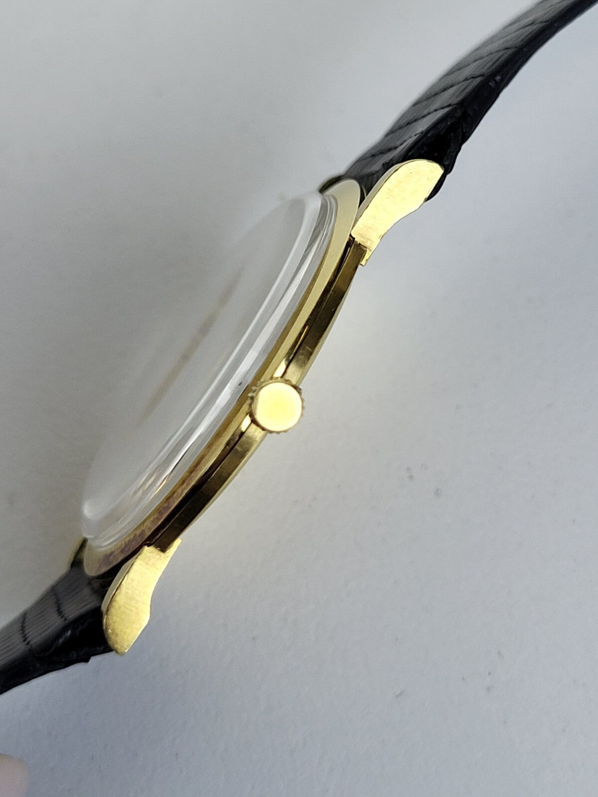 Audemars Piguet Watch Ultra Thin - 18K Yellow Gold - Manual Wind Movement  