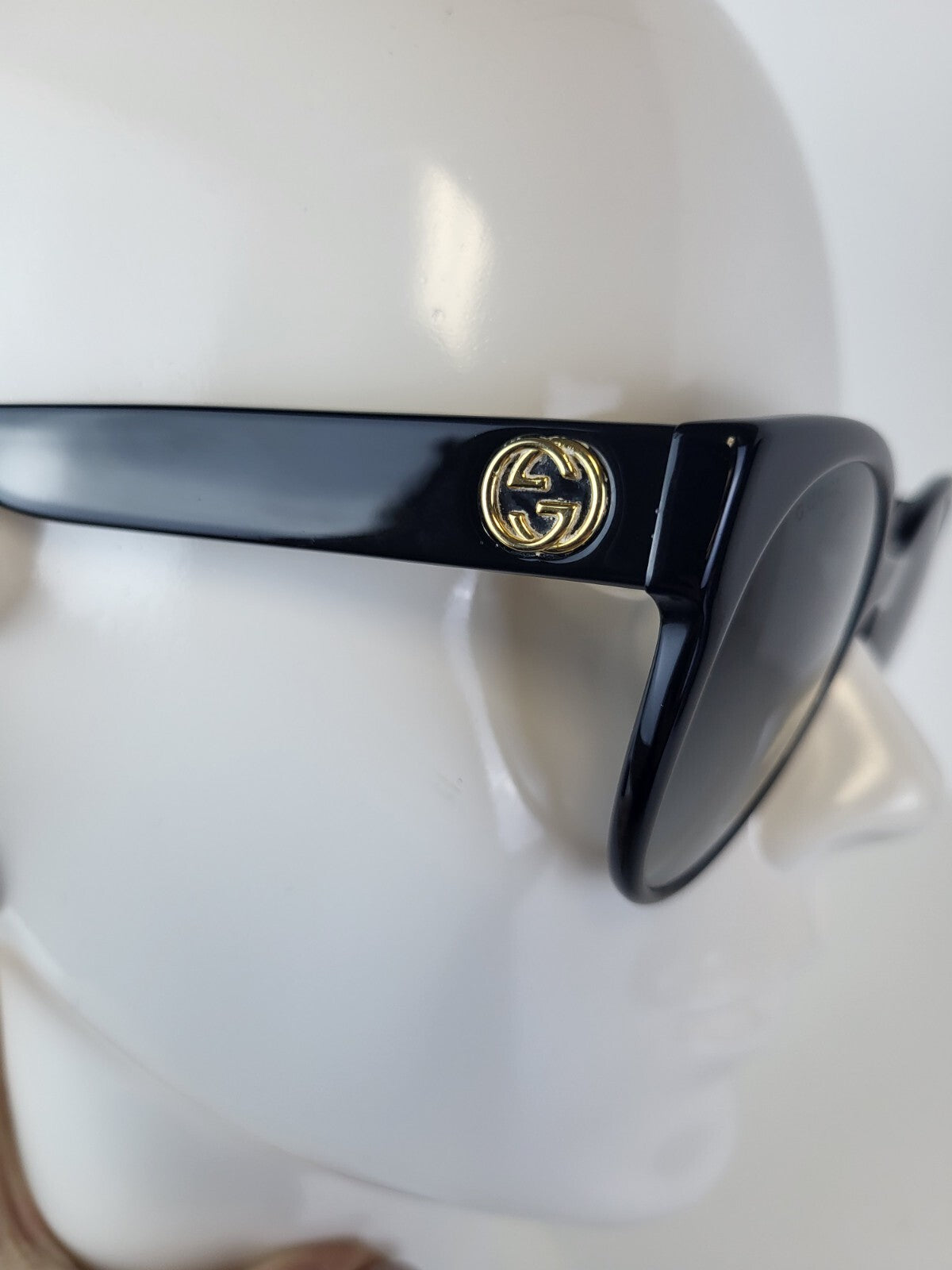 Gucci Sunglasses GG0035S 54/22 Black For Women