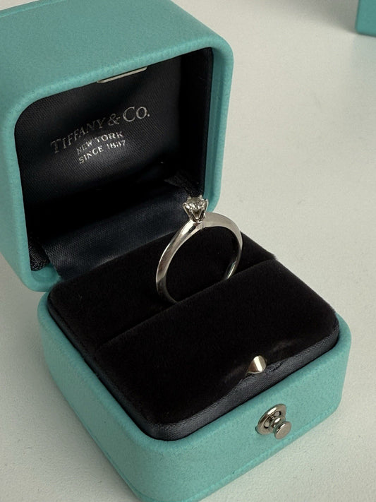 Tiffany & Co Platinum Diamond Engagement Ring 0.15 Carat Brilliant Cut Size 4.75