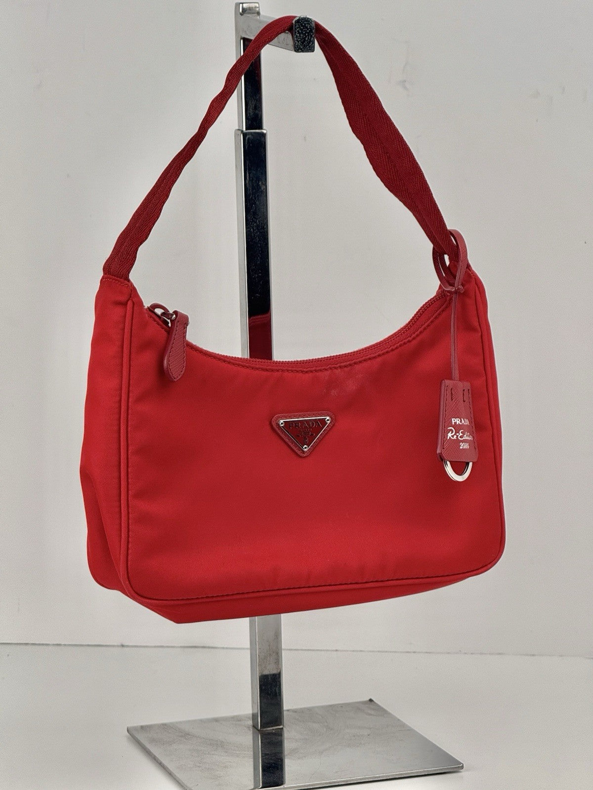 Prada Tessuto Re-Edition 2000 Red Hobo Bag