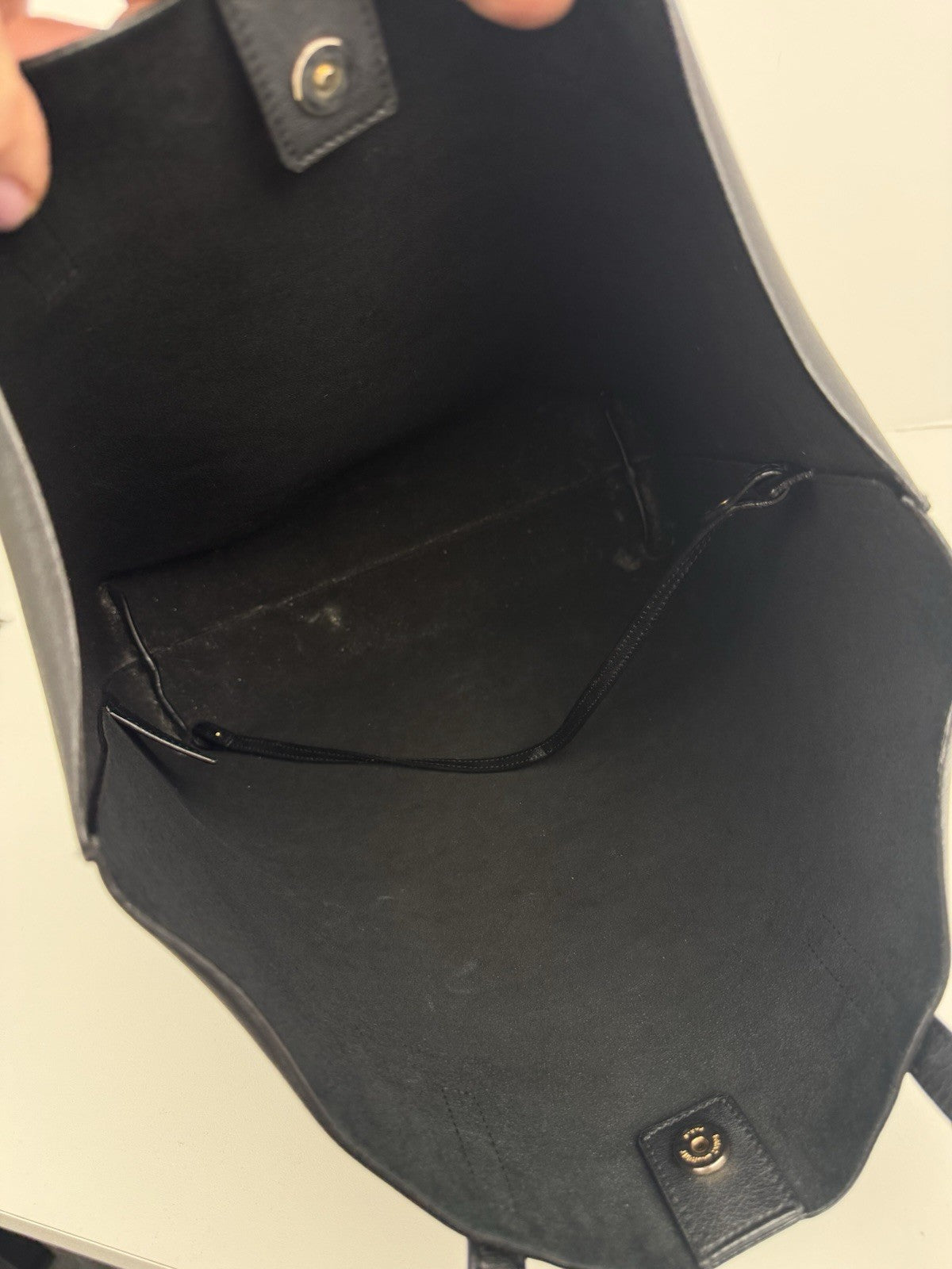 Saint Laurent Black Leather Shopping Tote