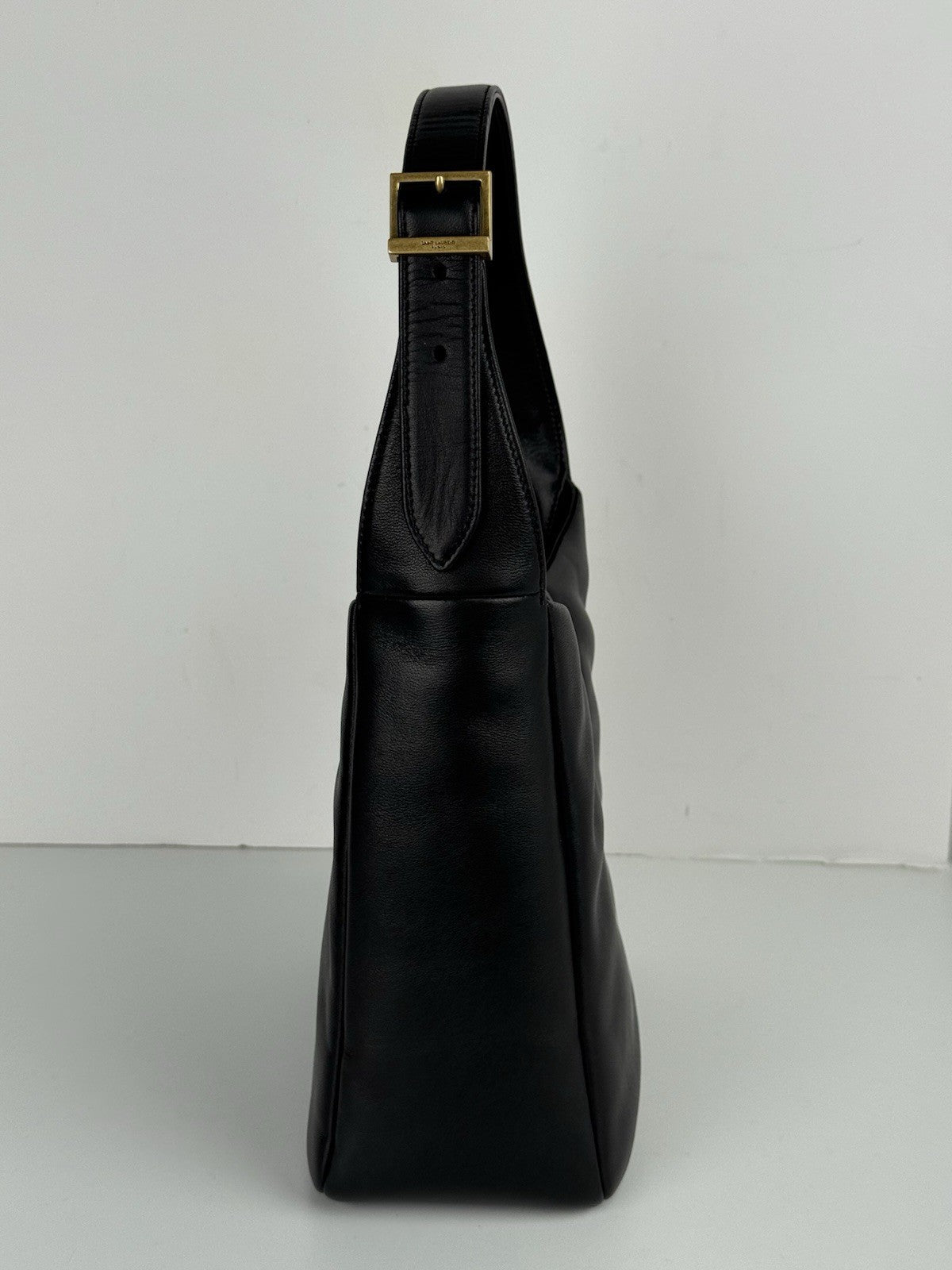 Saint Laurent Black Smooth Calfskin Le 5 a 7 Hobo