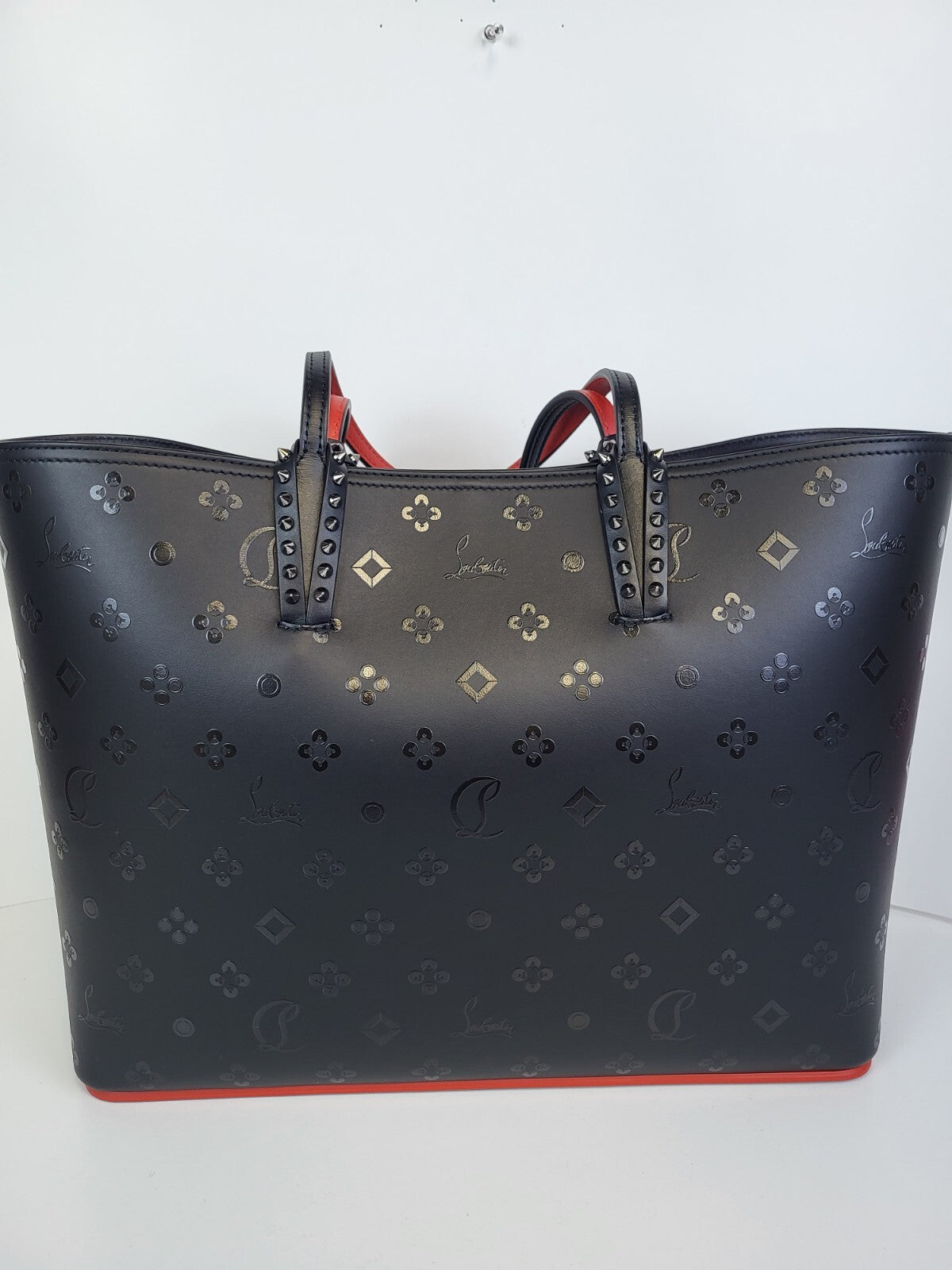 Louboutin Calfskin Loubinthesky East West Cabata Tote Black