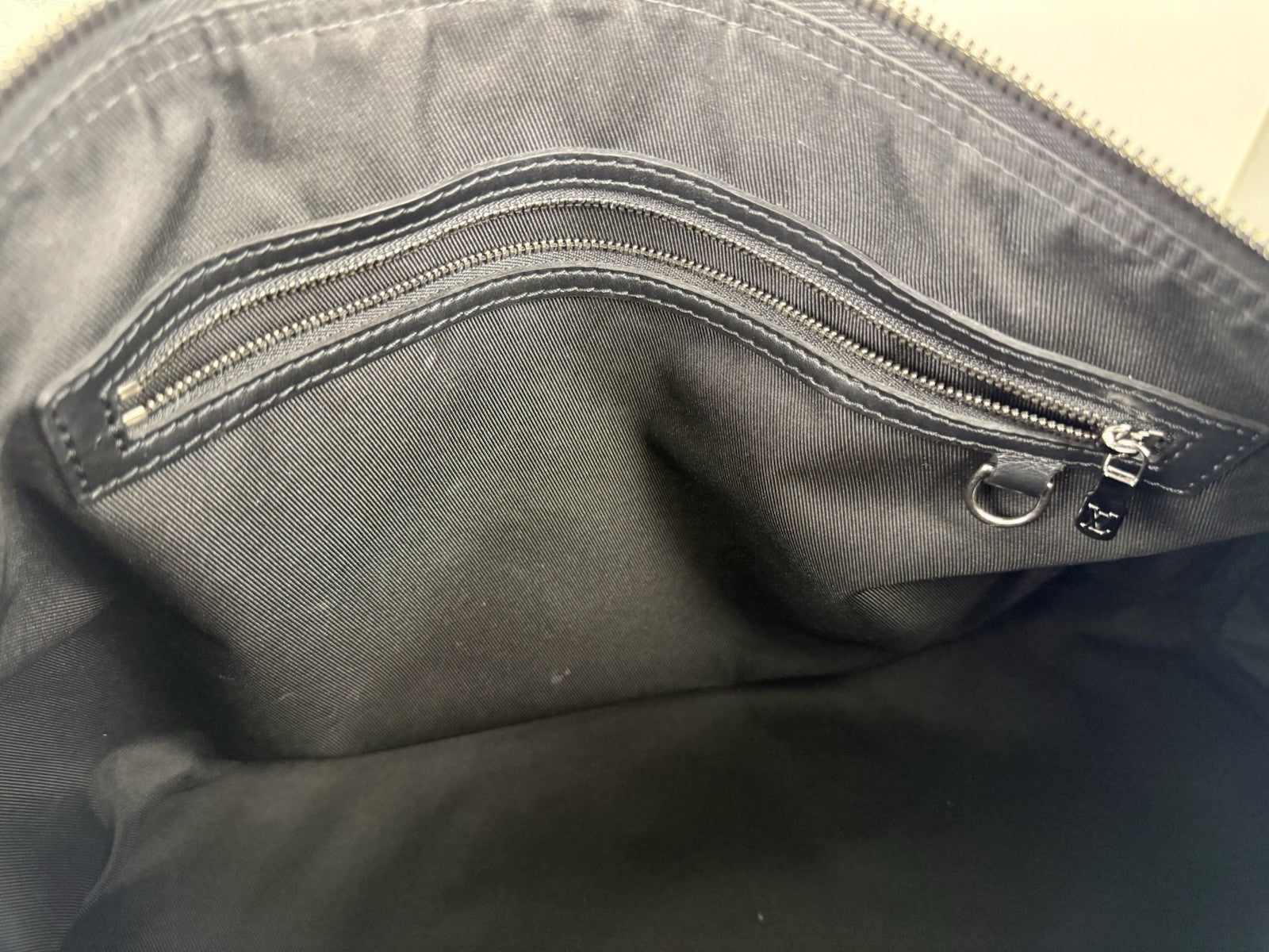 Louis Vuitton Duffle Bag M Monogram Eclipse Keepall Canvas Black/Gray Size 50