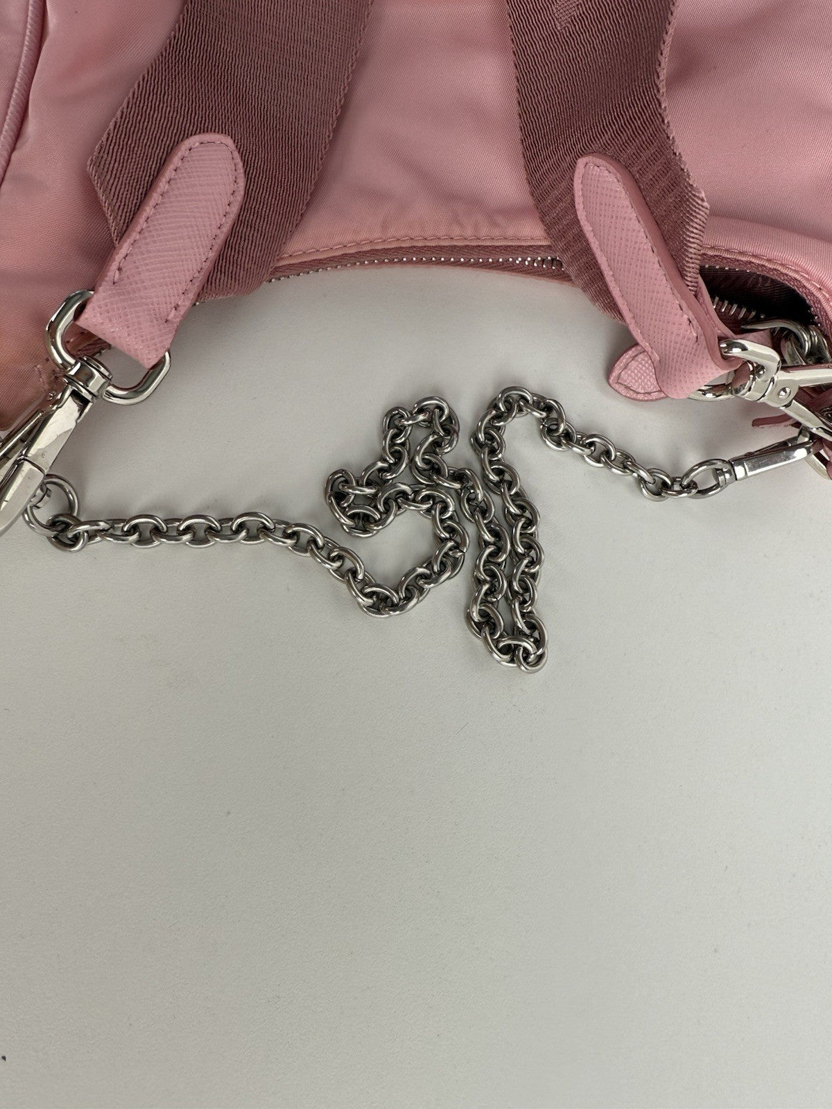 Prada Women's Re-Edition 2005 Nylon Bag in Pink