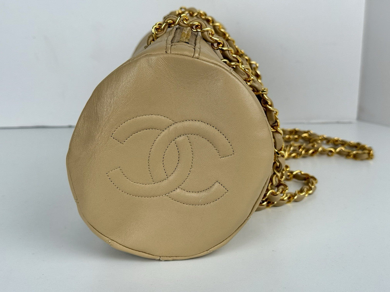 Chanel Tube Bag Quilted Round Beige Leather Shoulder Purse Gold Tone