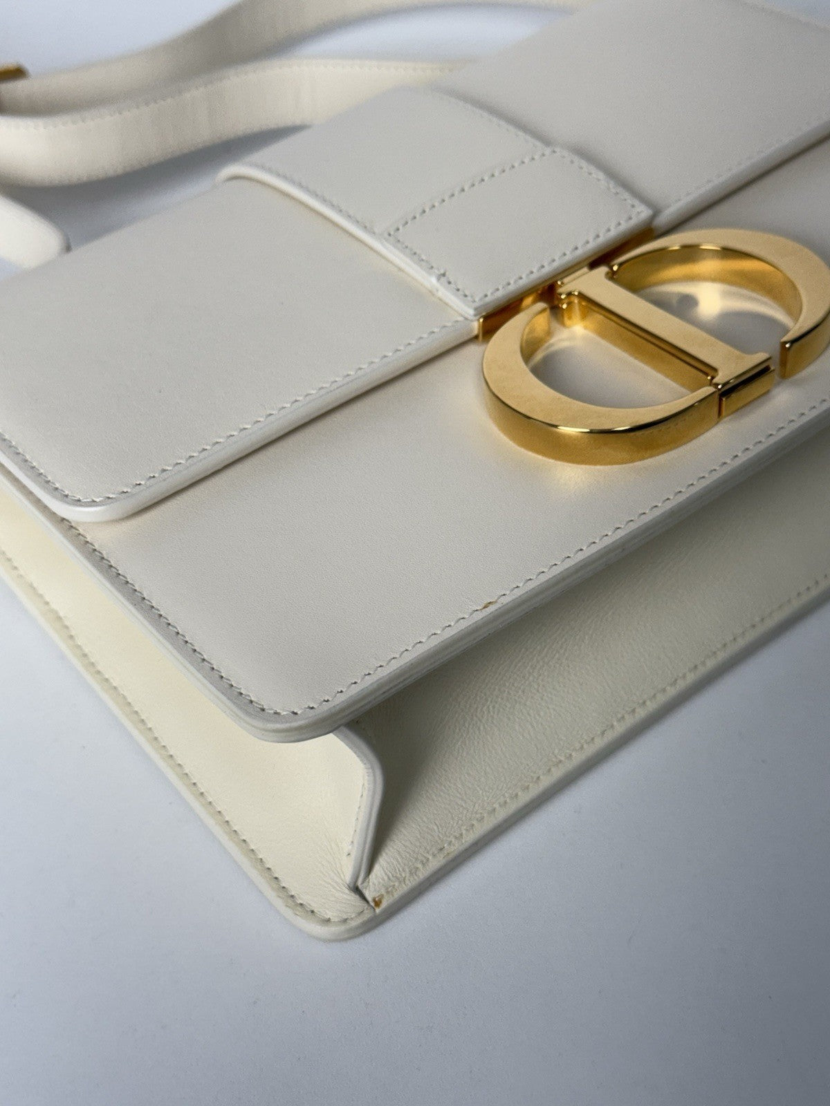 Dior White Leather 30 Montaigne Shoulder Bag