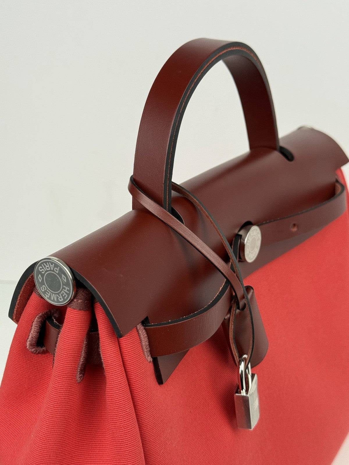 Hermes Toile & Vache Hunter Herbag Zip Retourne 31 (2019) Red Bag