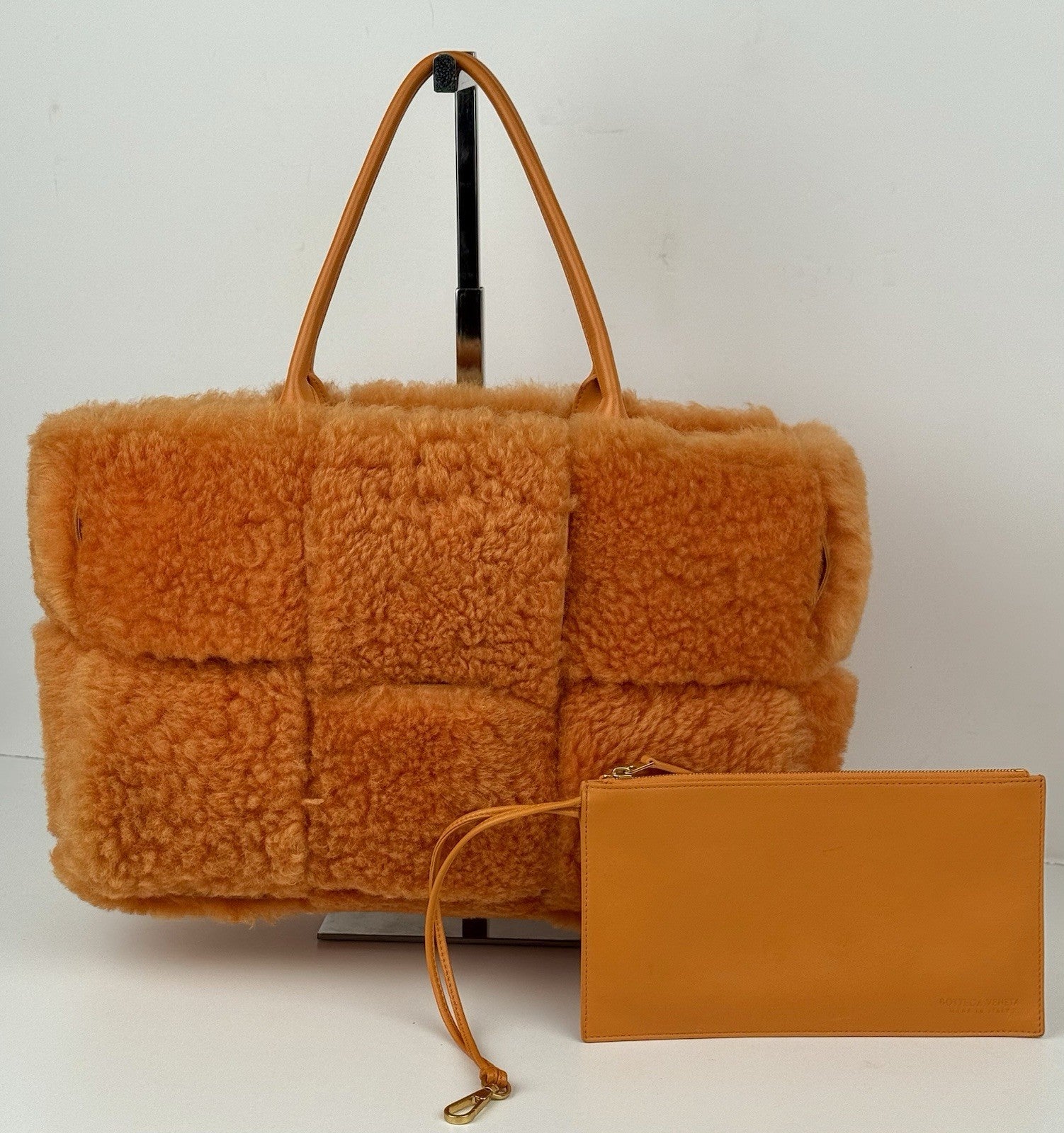 RRP $4100 Bottega Veneta Arco Medium Intrecciato Shearling Tote