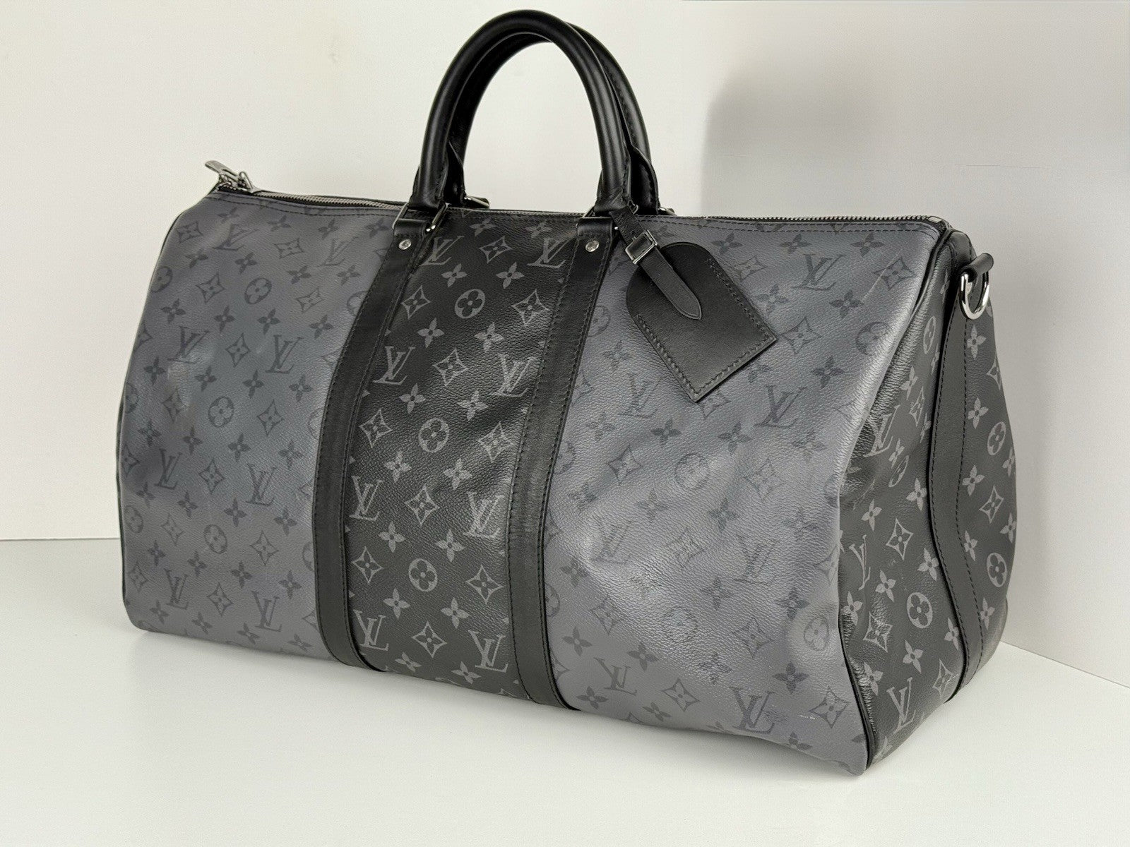 Louis Vuitton Duffle Bag M Monogram Eclipse Keepall Canvas Black/Gray Size 50