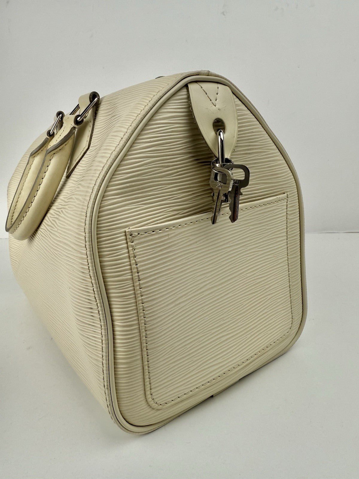 Louis Vuitton Handbag Rare Ivory EPI Speedy 25  Bag