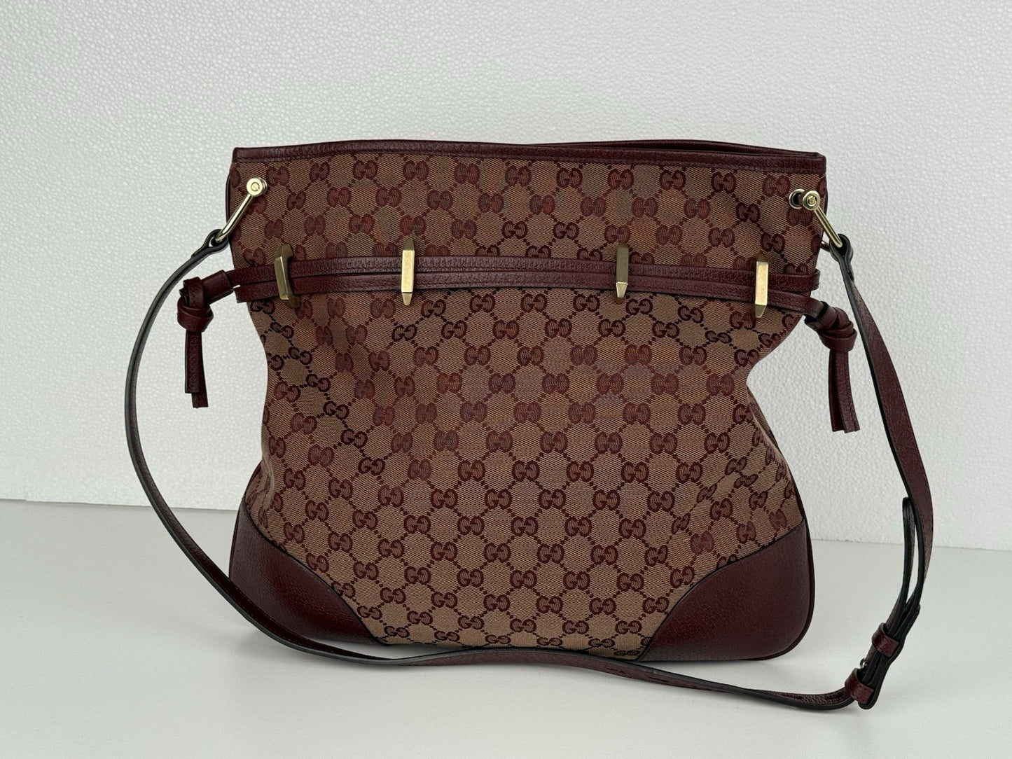 Gucci  Horsebit Burgundy Canvas Drawstring Shoulder Bag Canvas