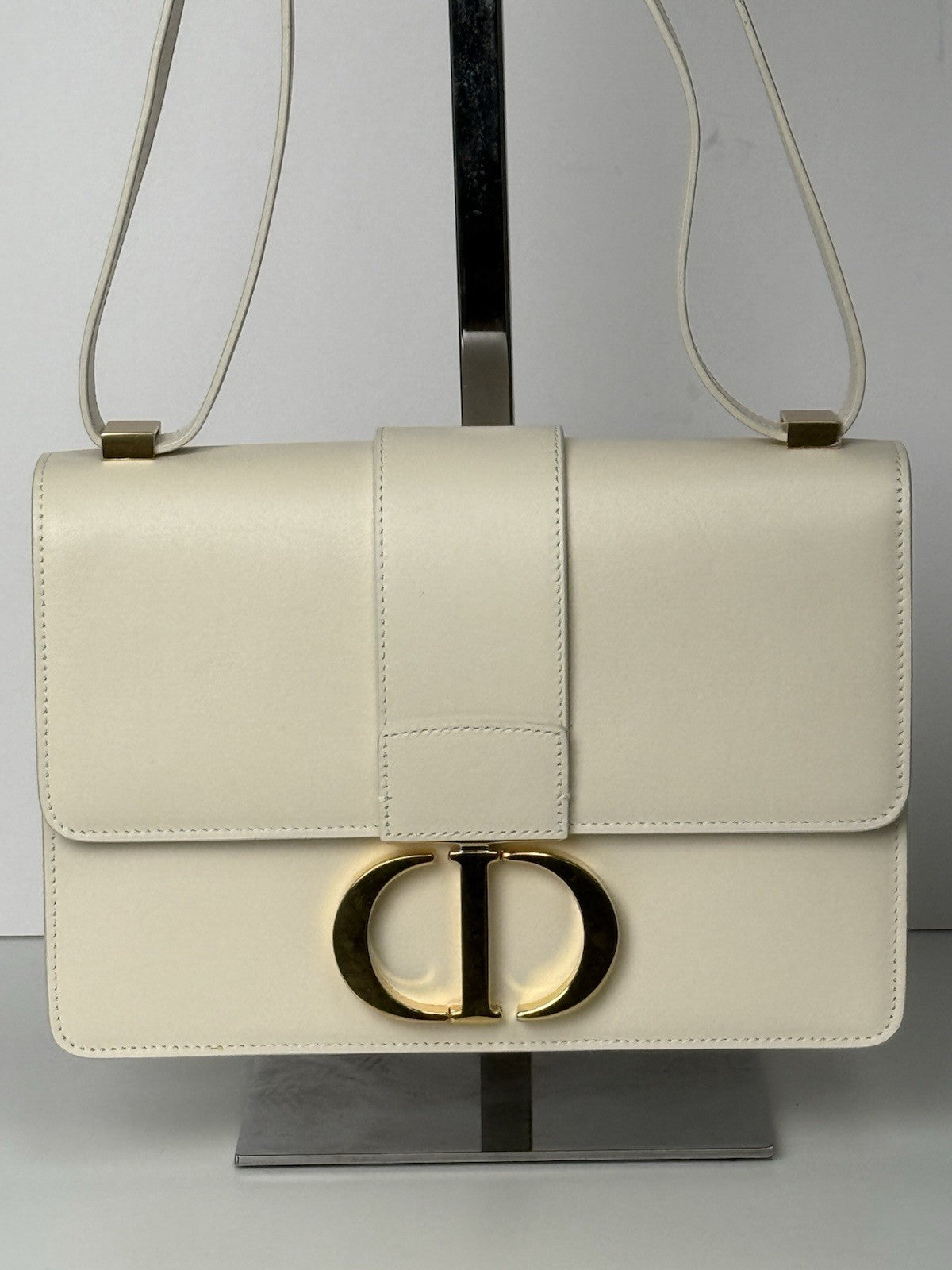 Dior White Leather 30 Montaigne Shoulder Bag