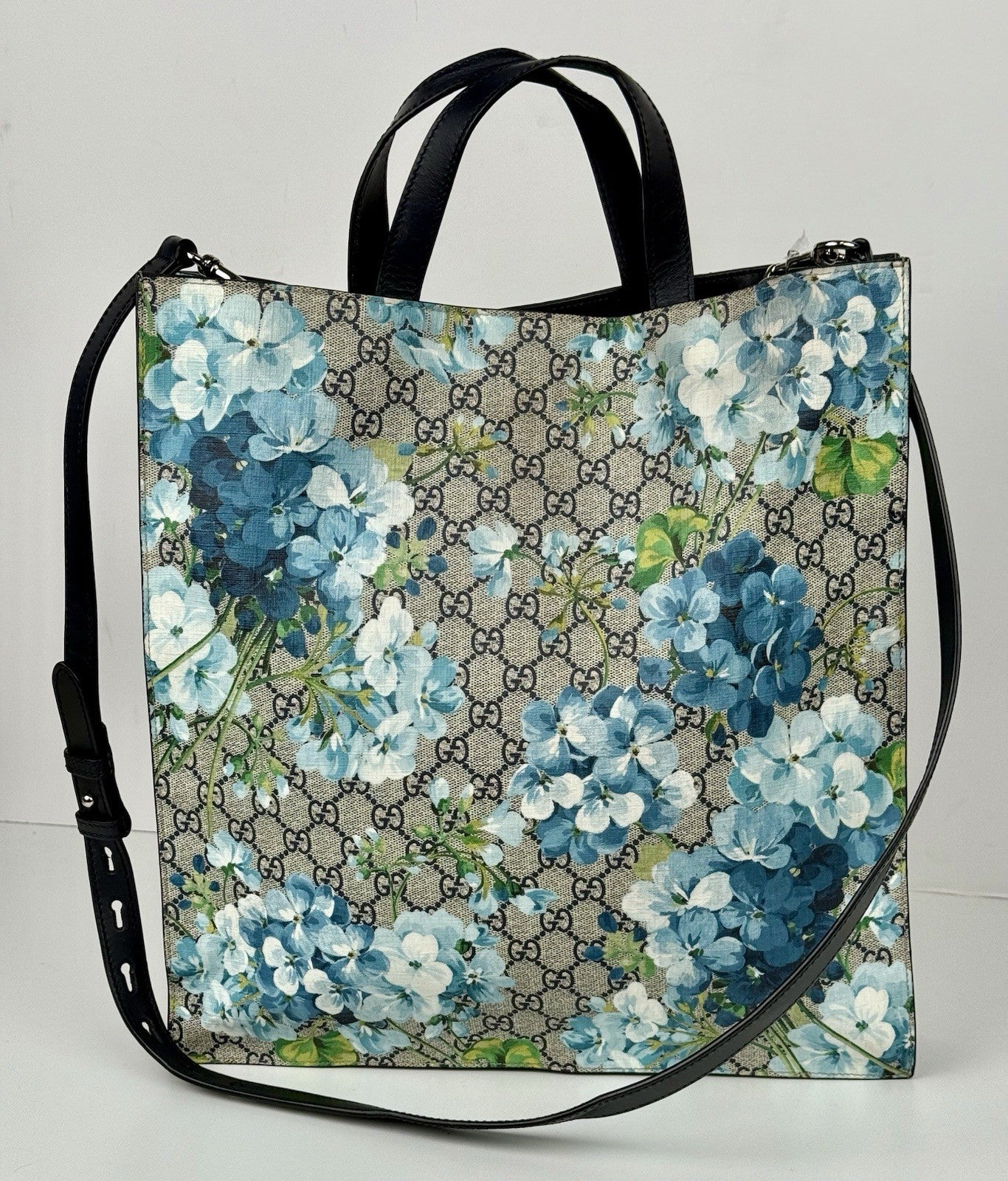 GUCCI GG Supreme Blooms Soft Vertical Tote