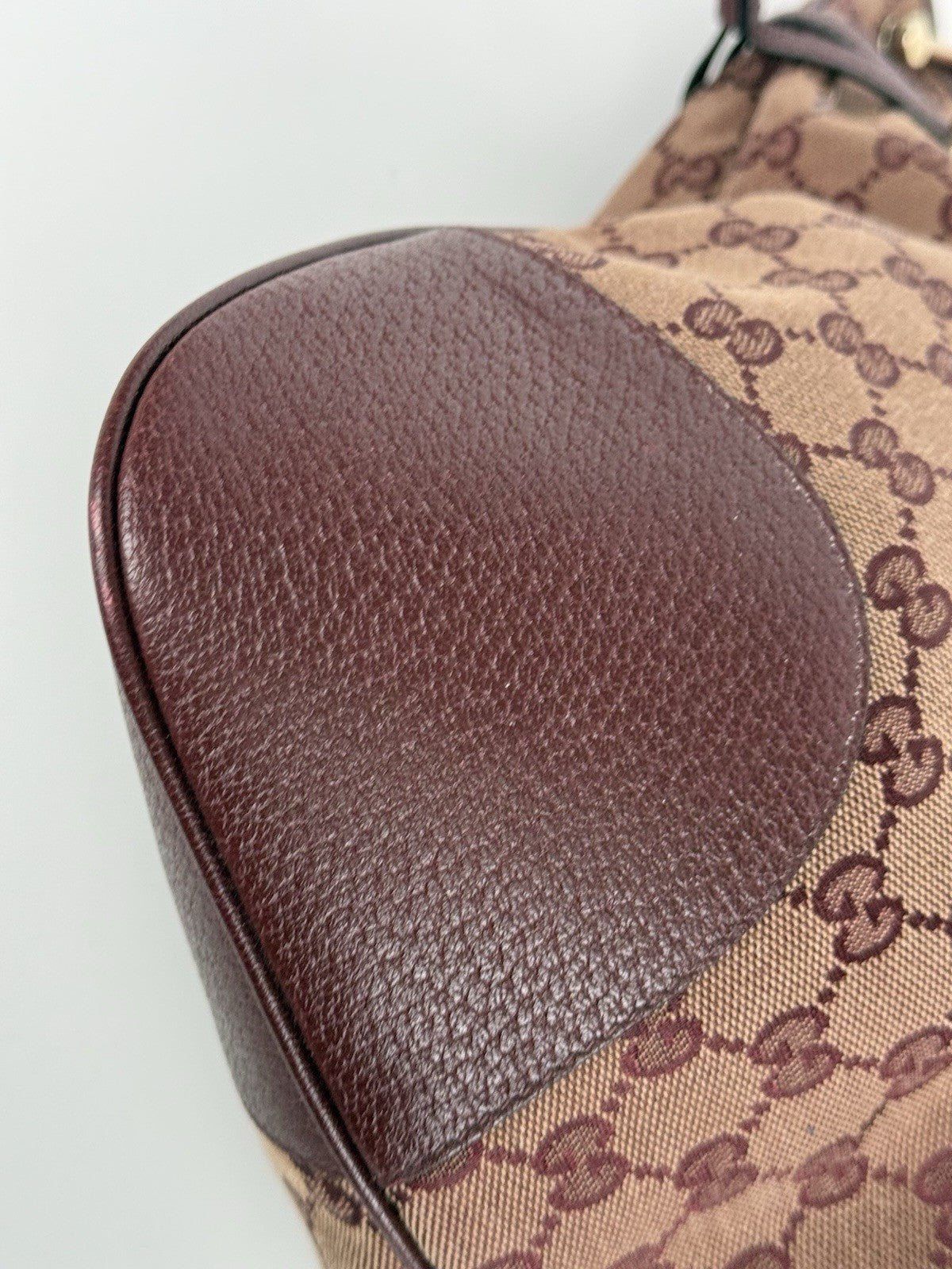 Gucci  Horsebit Burgundy Canvas Drawstring Shoulder Bag Canvas