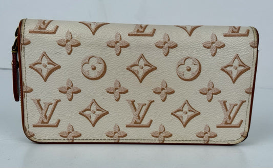 LOUIS VUITTON  Monogram Fall For You Zippy Long  Wallet