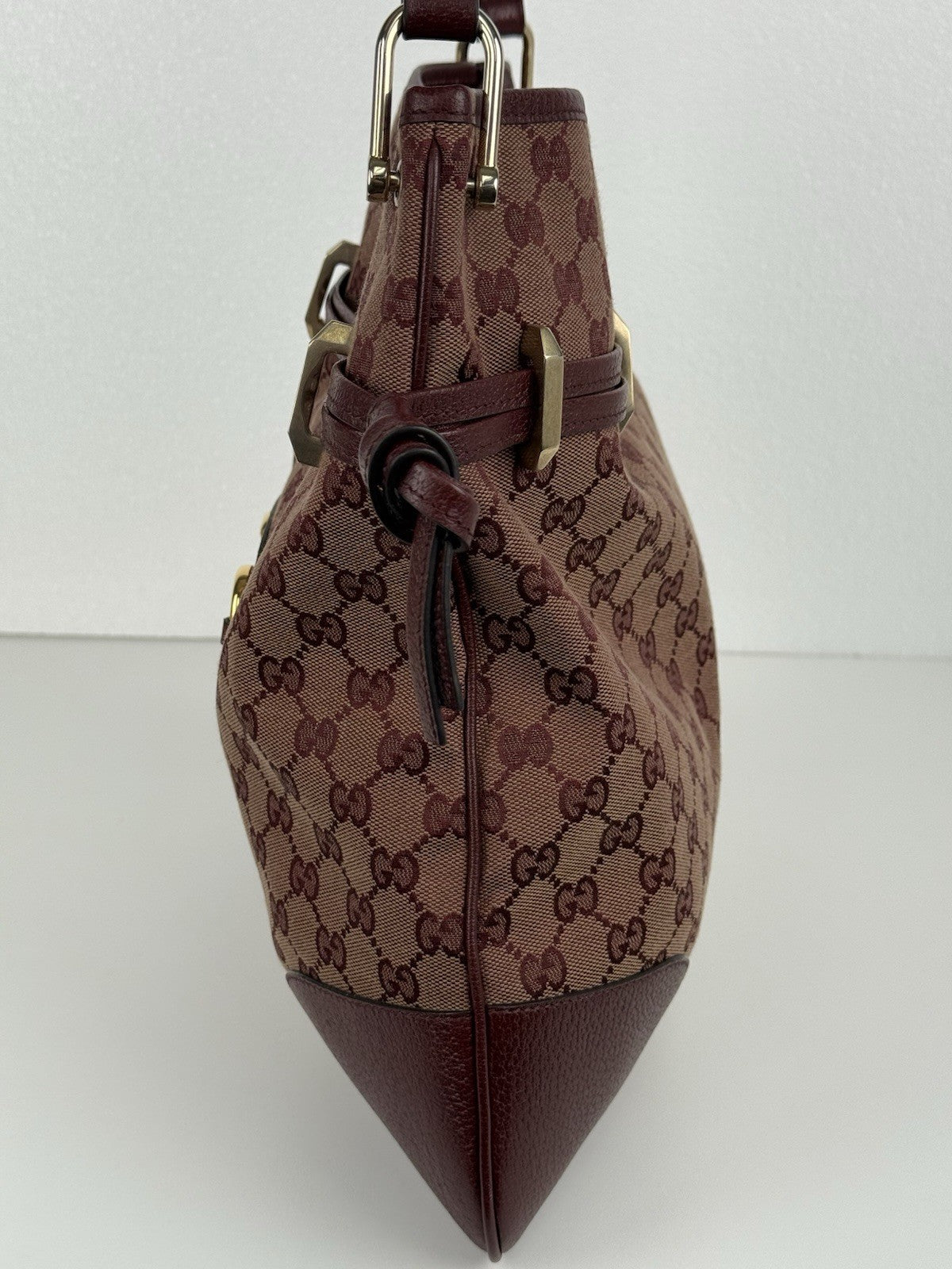 Gucci  Horsebit Burgundy Canvas Drawstring Shoulder Bag Canvas