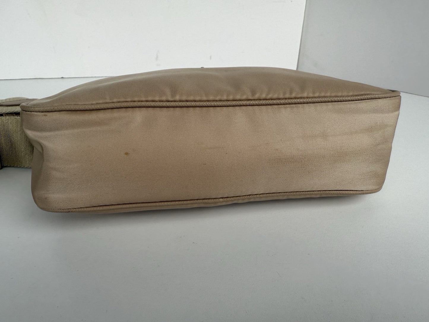 Prada Women's Re-Edition 2005 Nylon Bag in Sandy Brown