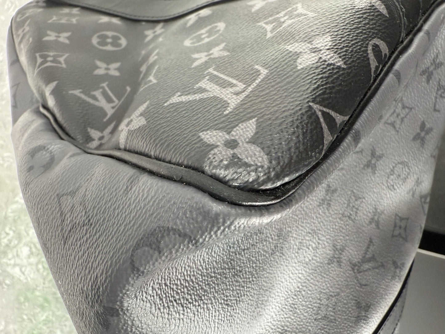 Louis Vuitton Duffle Bag M Monogram Eclipse Keepall Canvas Black/Gray Size 50