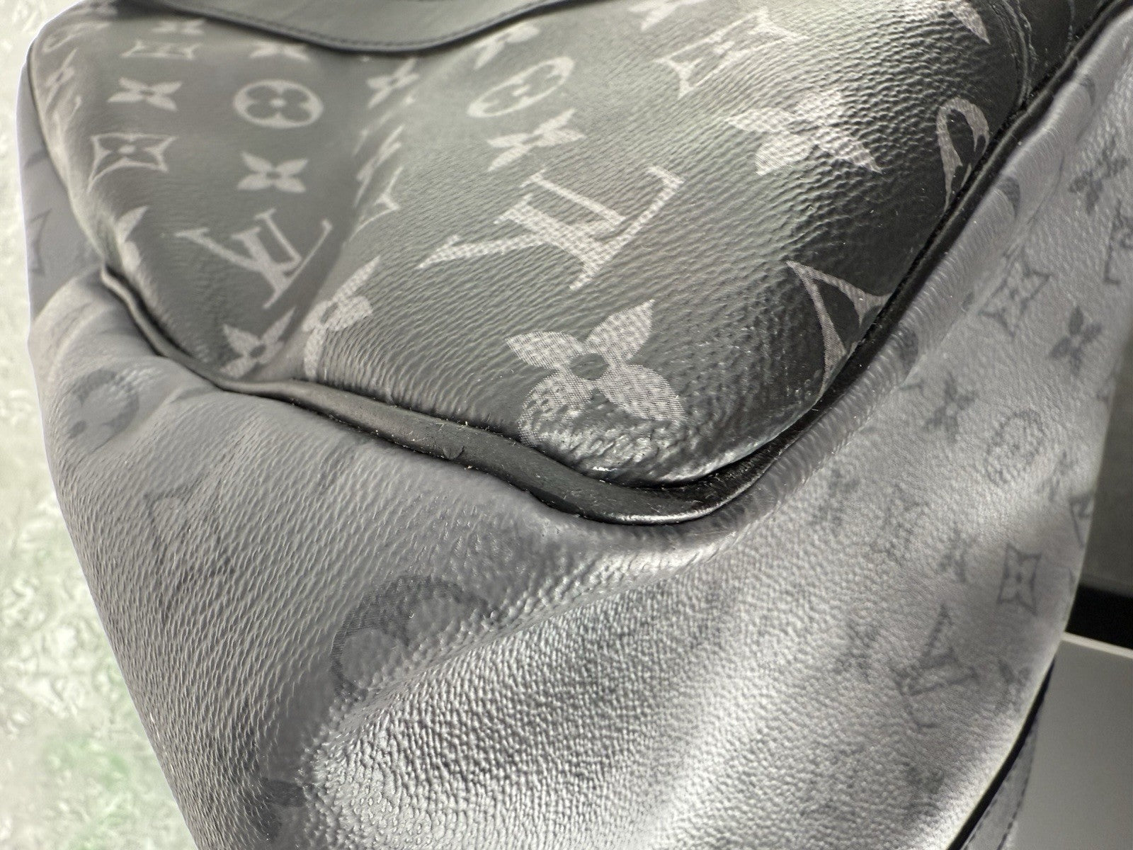 Louis Vuitton Duffle Bag M Monogram Eclipse Keepall Canvas Black/Gray Size 50
