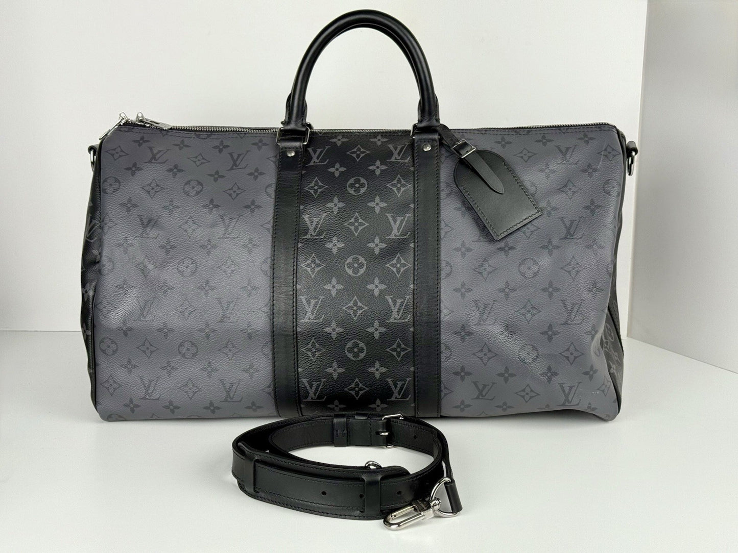 Louis Vuitton Duffle Bag M Monogram Eclipse Keepall Canvas Black/Gray Size 50