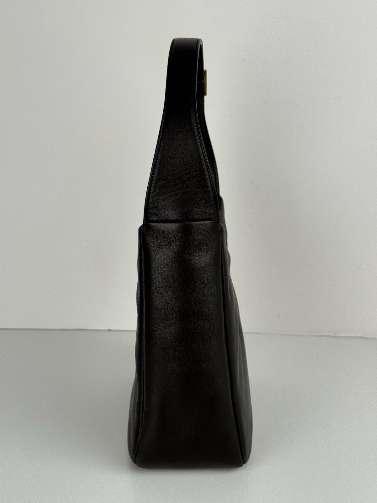 Saint Laurent Black Smooth Calfskin Le 5 a 7 Hobo