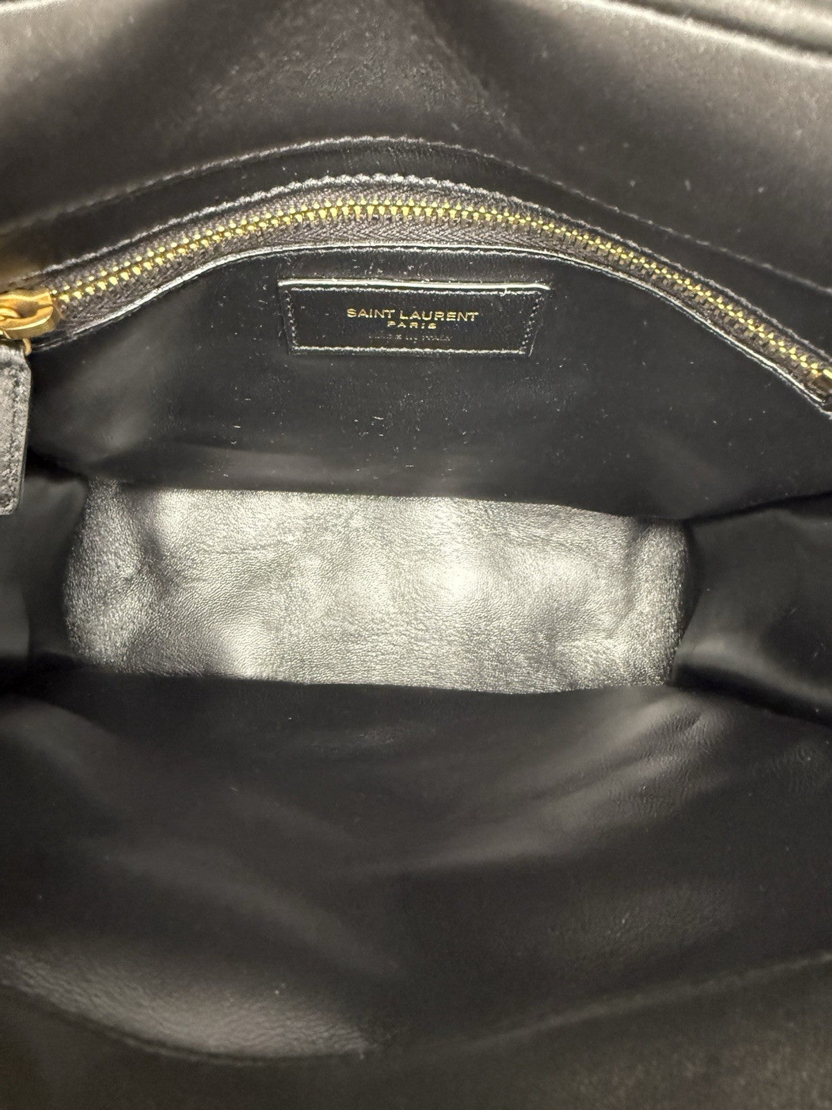 Saint Laurent Black Smooth Calfskin Le 5 a 7 Hobo