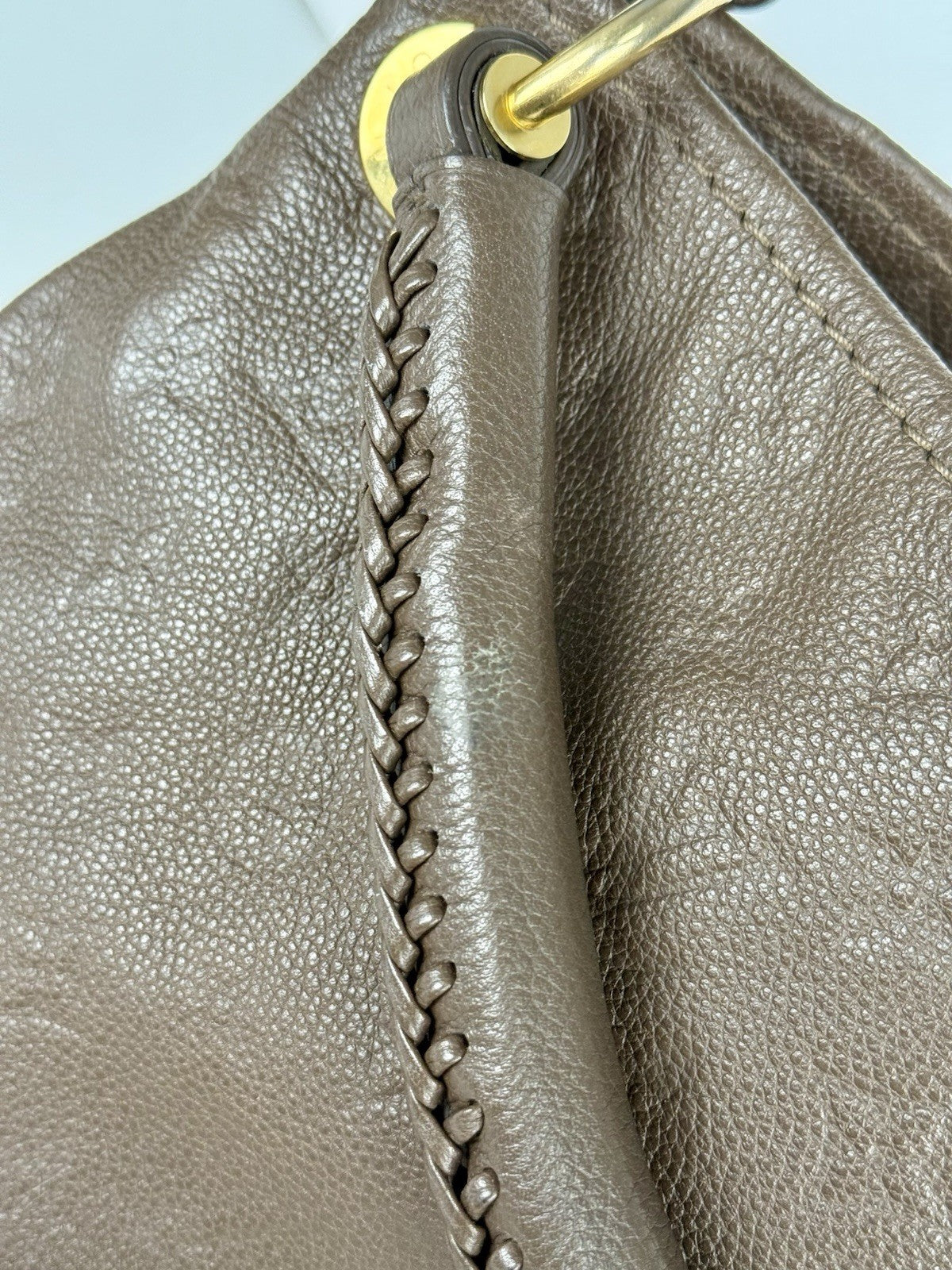 Louis Vuitton Artsy Shoulder MM Brown Leather Shoulder Bag