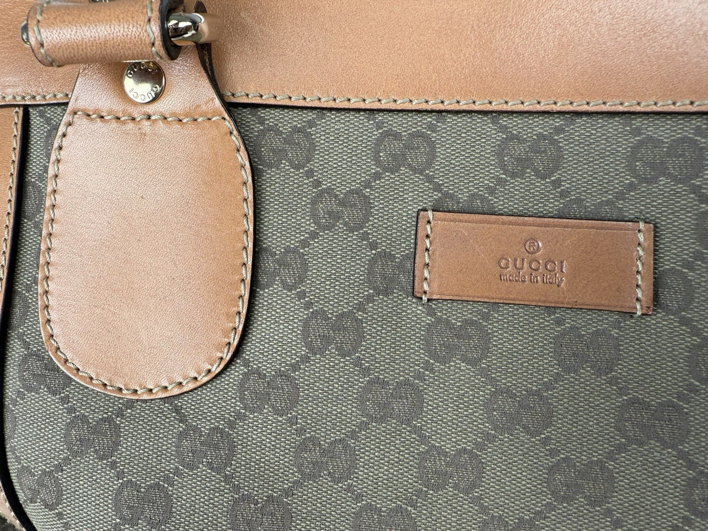 Gucci Canvas Messenger Luggage Bag Large