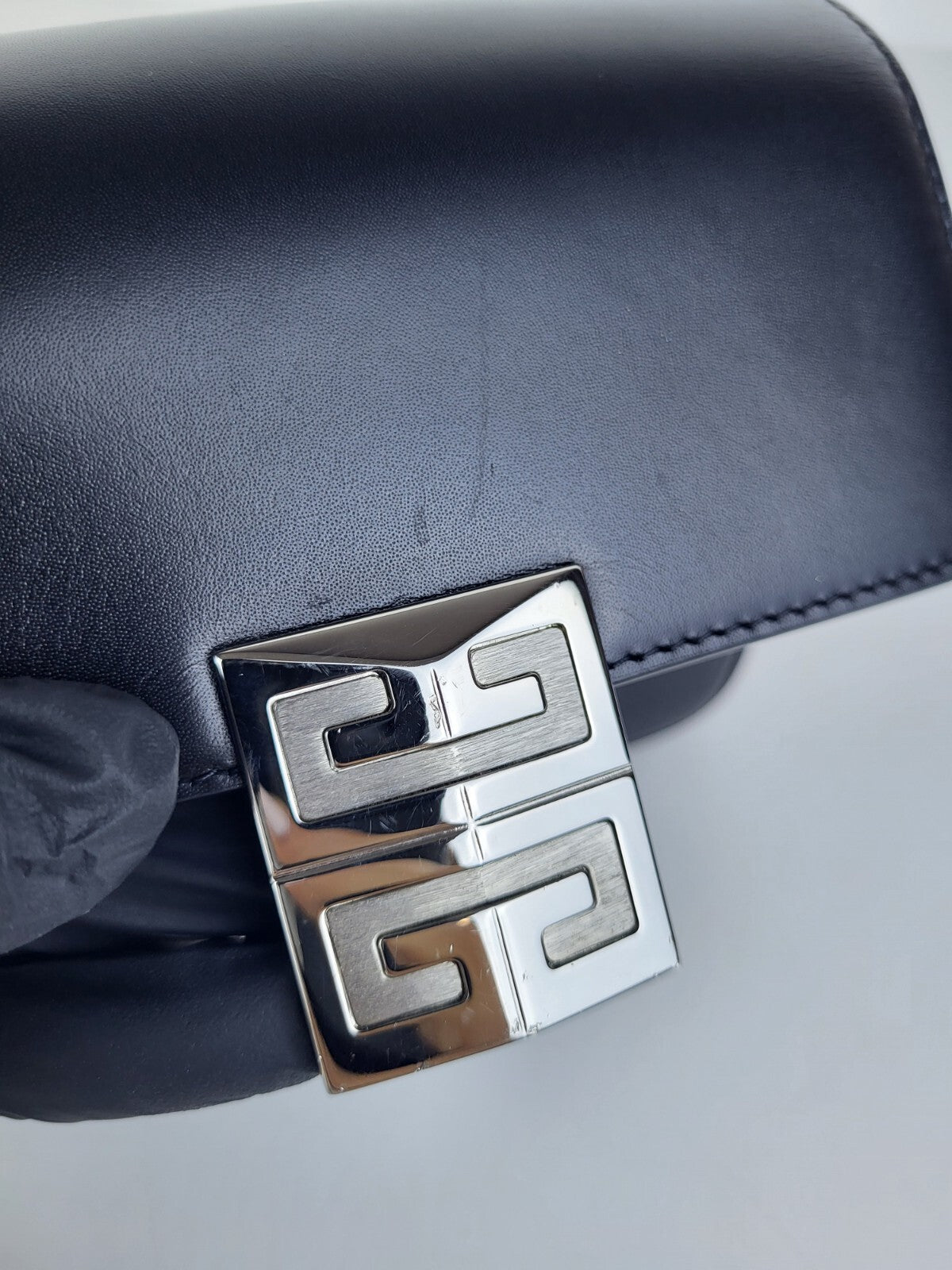 Givenchy Box Calfskin Small 4G Shoulder Bag Black