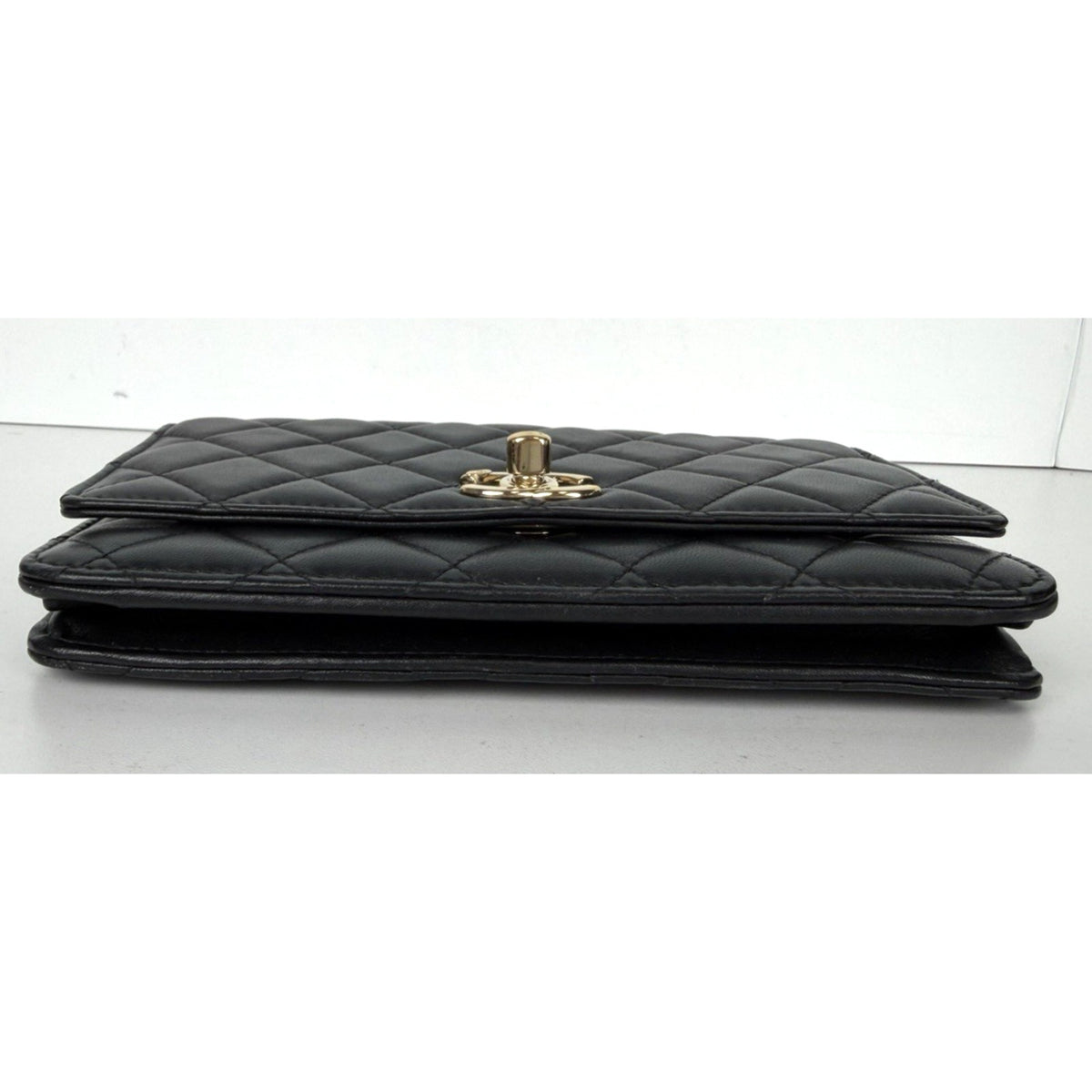 Chanel Trendy CC Wallet on Chain Bag in Black Quilted Lambskin Leather 2022 D5
