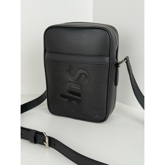 LOUIS VUITTON x Supreme Danube PM Epi Leather Black Men's Shoulder Bag