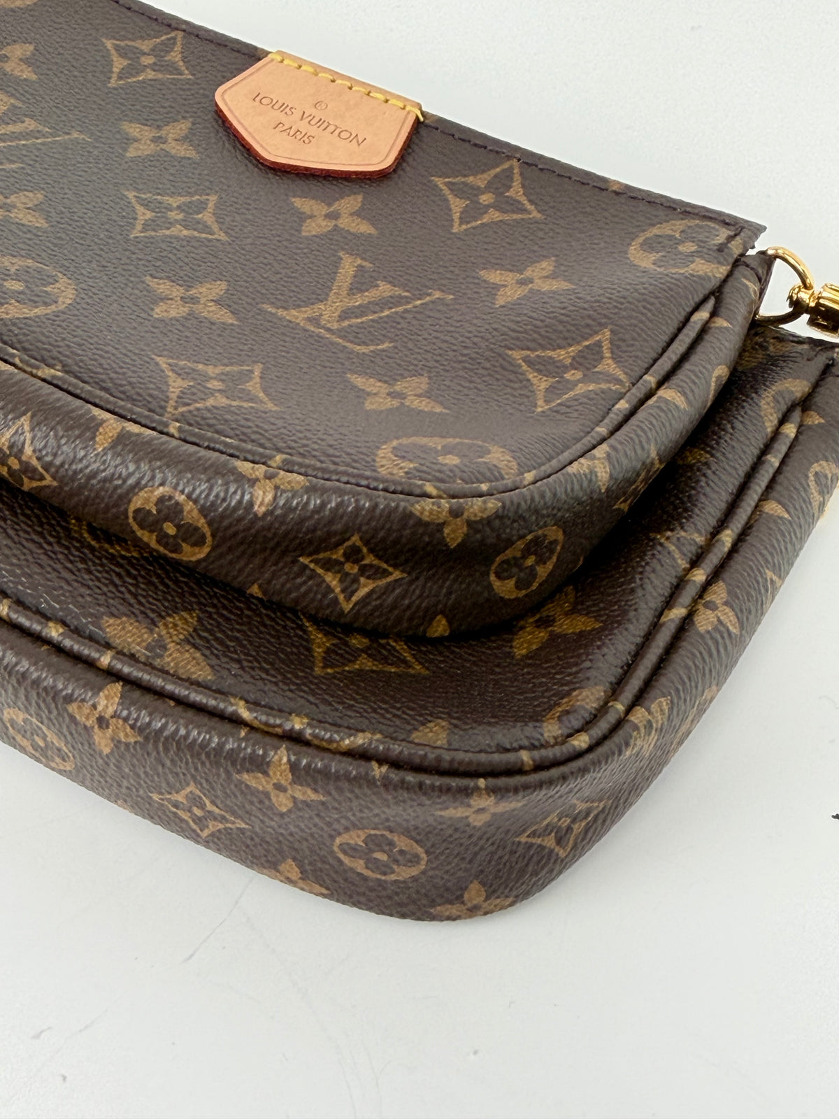 Louis Vuitton Multi Pochette Accessoires Bag in Brown LV Monogram Canvas 2019 YC-4