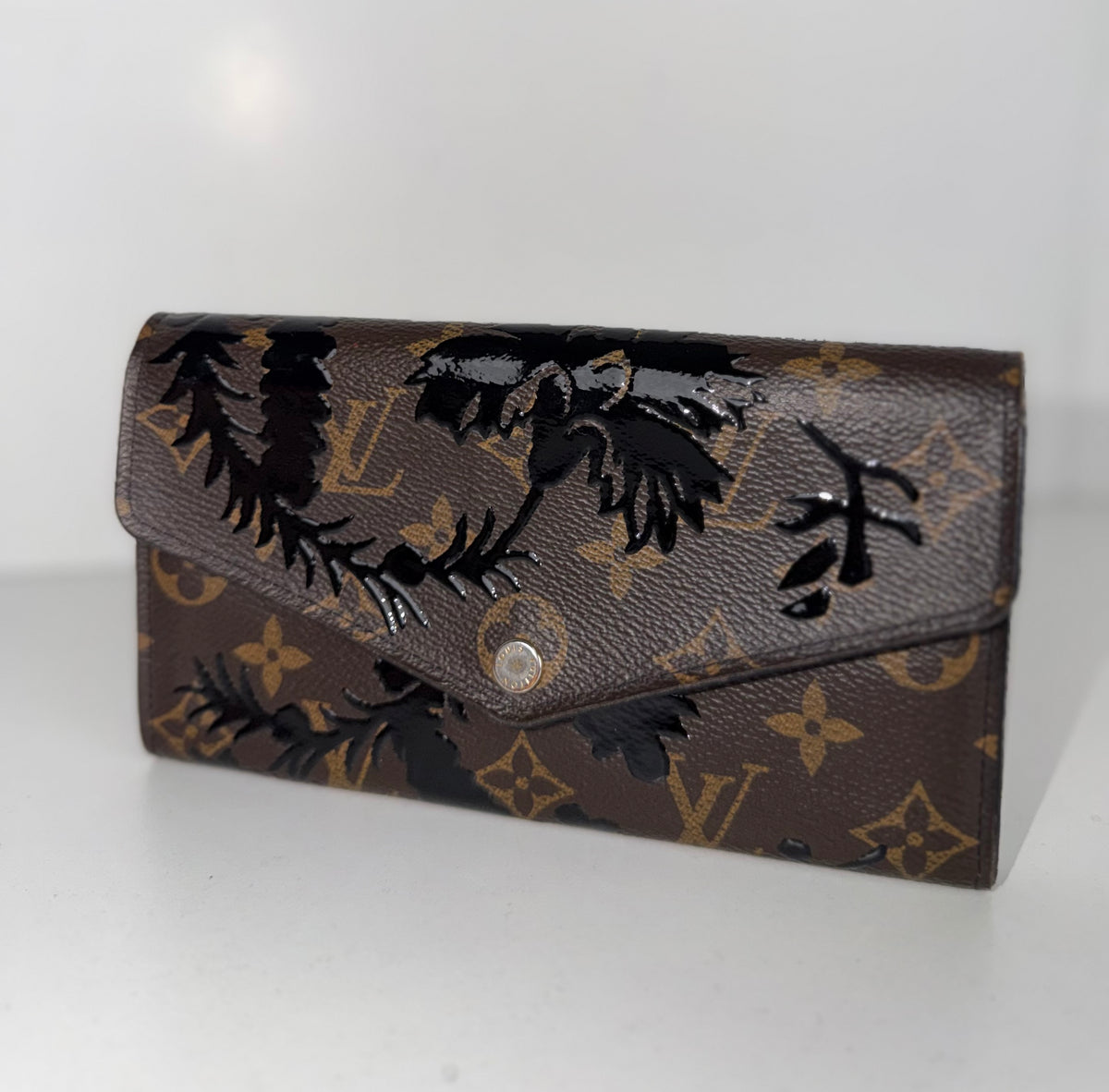 Louis Vuitton Monogram Blossom Sarah Wallet in Brown Monogram Coated Canvas 2018 K1