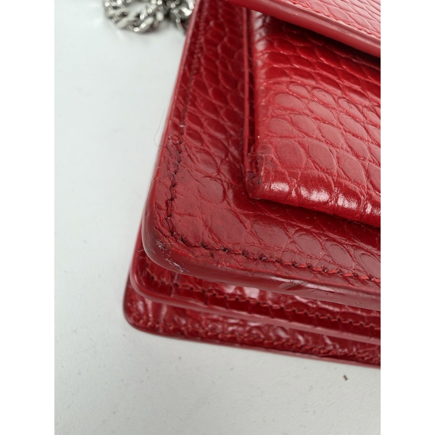 Saint Laurent Sunset Shoulder Bag Medium in Red Croc-Embossed Leather S