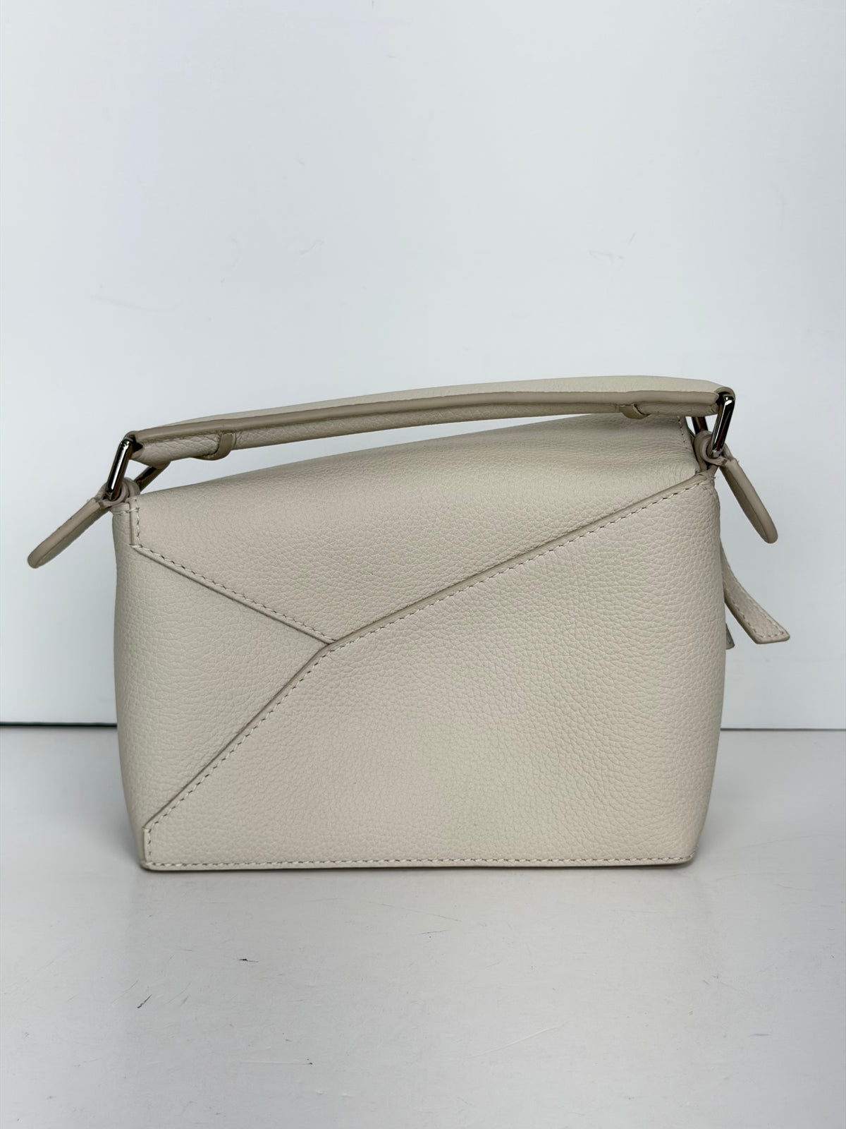 Loewe Puzzle Crossbody Mini Bag in White Leather YD-6