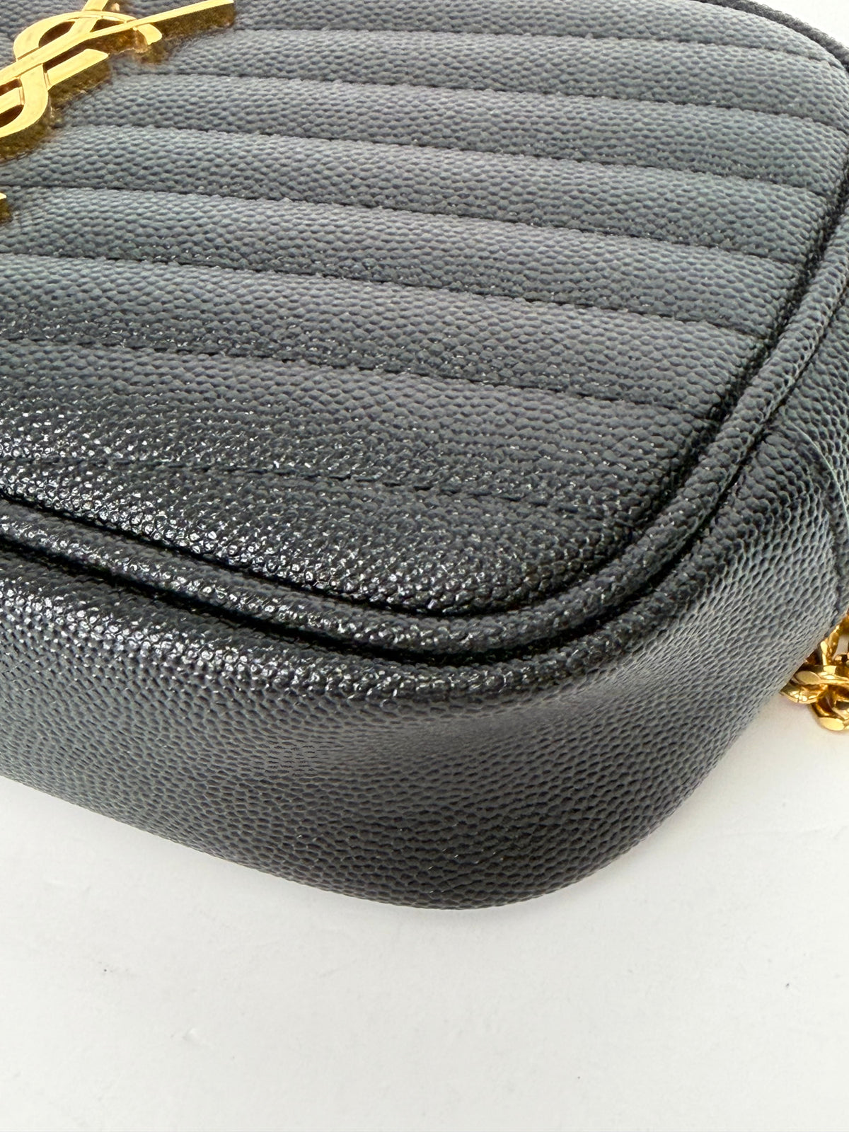 Saint Laurent Lou Camera Bag Mini in Black Grain De Poudre Leather YS-11